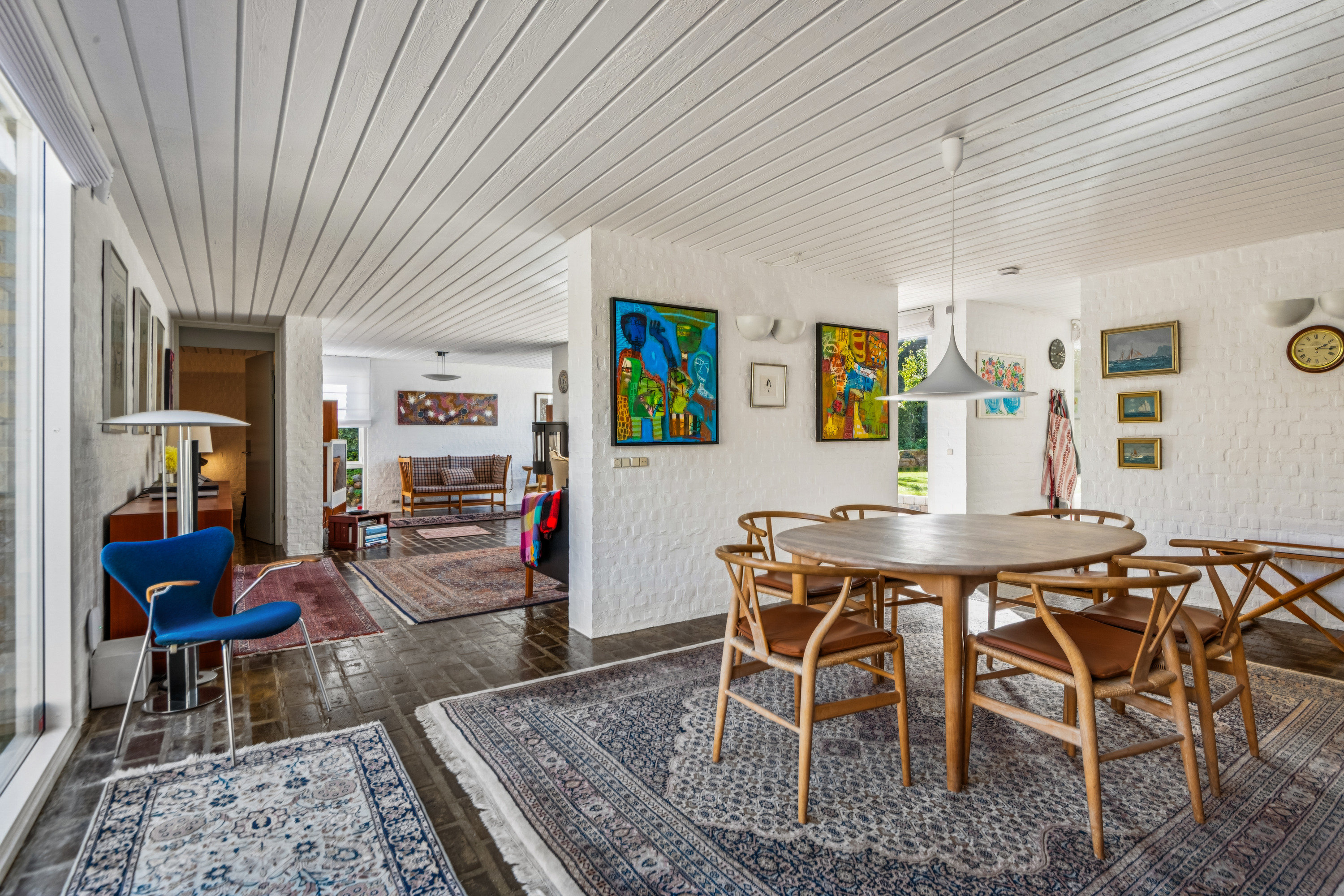 Fremhævet stue billede i fuldskærmstilstand. Billede af Anne Maries Vej 24, 9000 Aalborg