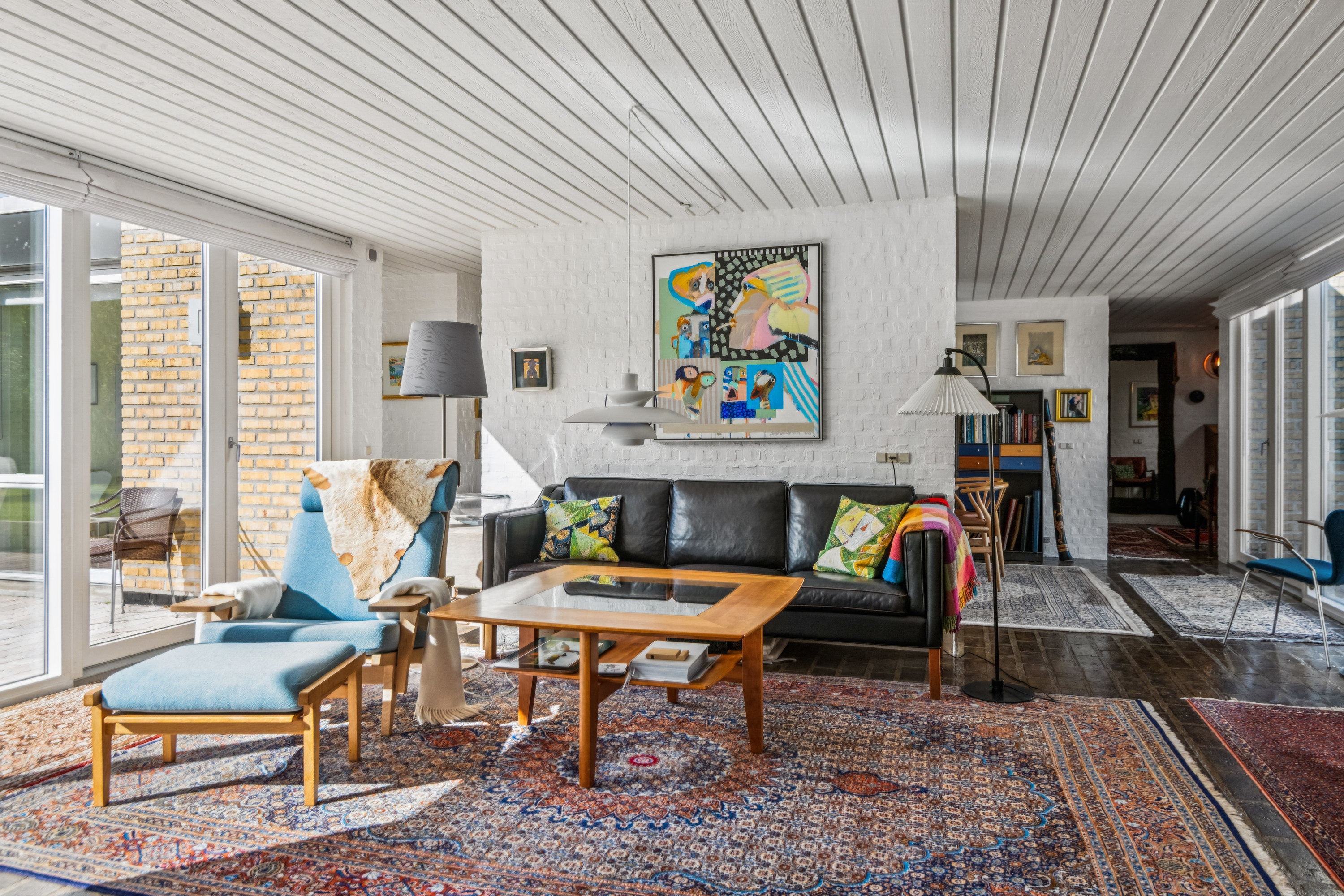 Fremhævet stue billede i fuldskærmstilstand. Billede af Anne Maries Vej 24, 9000 Aalborg