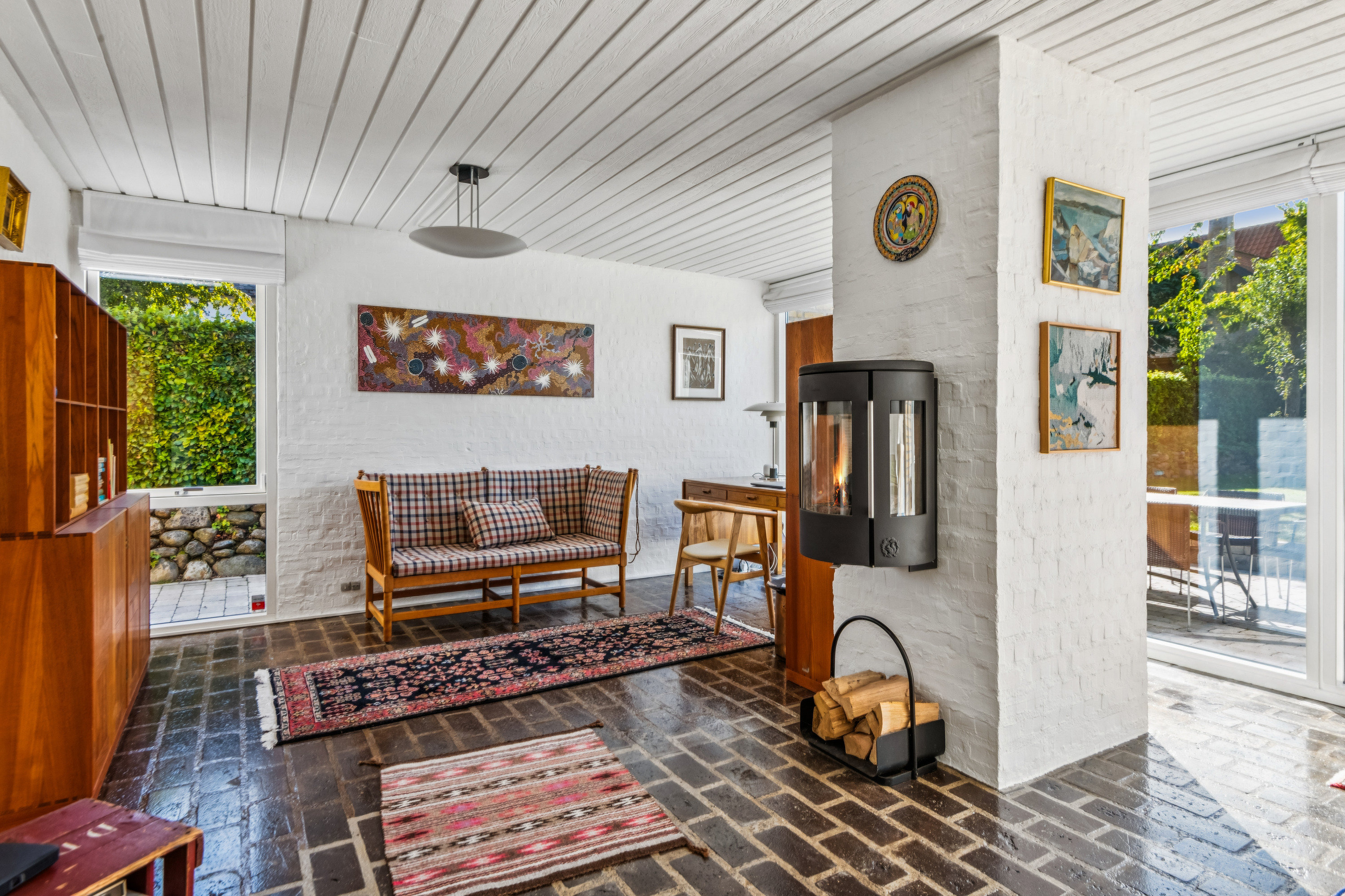 Fremhævet stue billede i fuldskærmstilstand. Billede af Anne Maries Vej 24, 9000 Aalborg