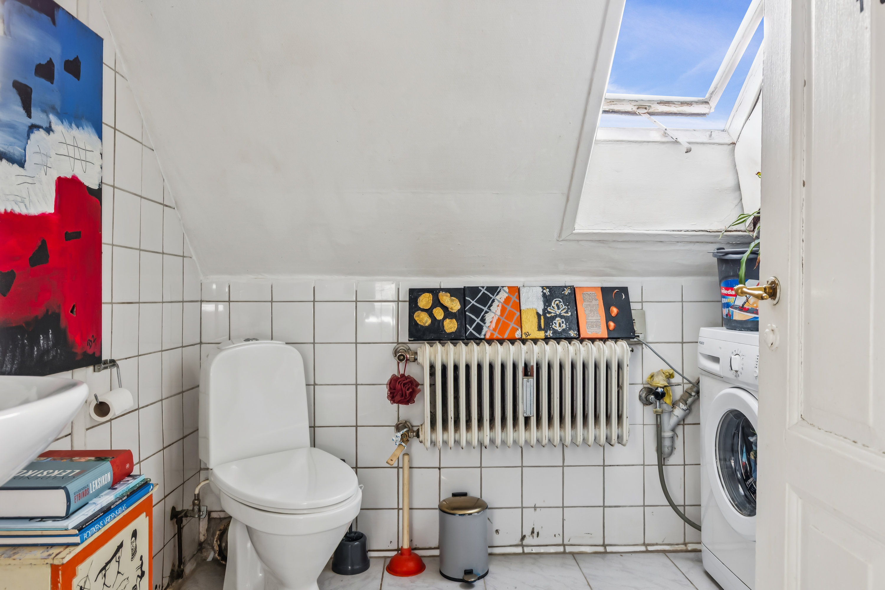 Fremhævet badeværelse billede i fuldskærmstilstand. Billede af Hovedgaden 50, 4440 Mørkøv