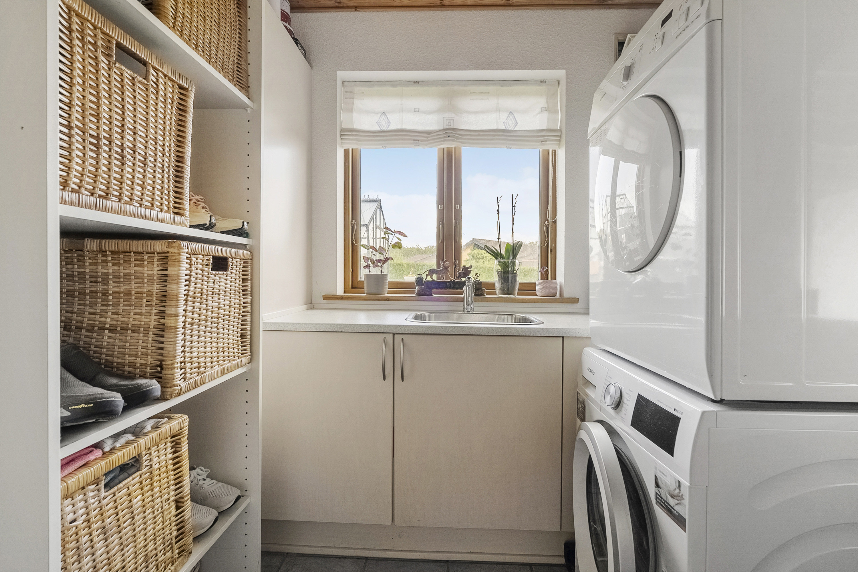 Fremhævet værelse billede i fuldskærmstilstand. Billede af Rosenvænget 41, Klakring, 7130 Juelsminde