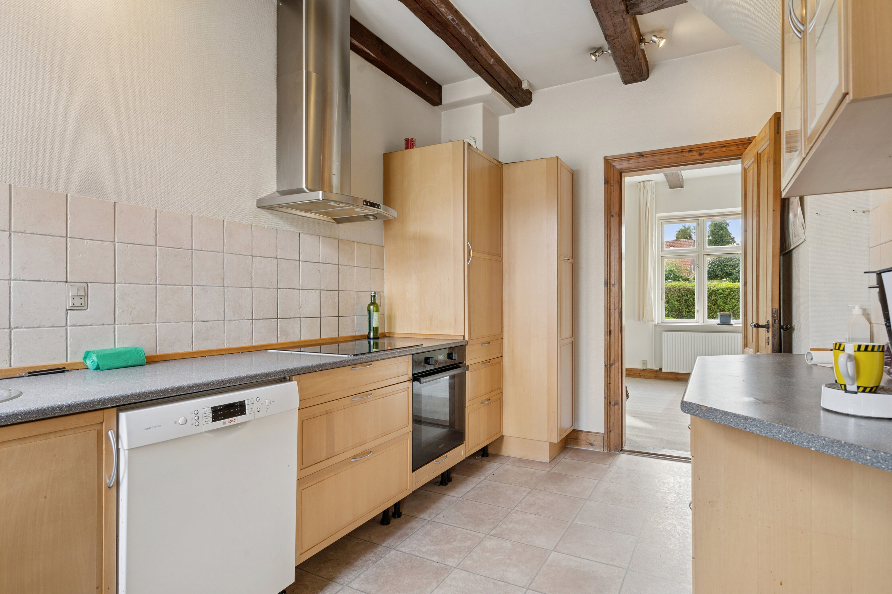 Fremhævet køkken billede i fuldskærmstilstand. Billede af Torvegade 17, 4690 Haslev