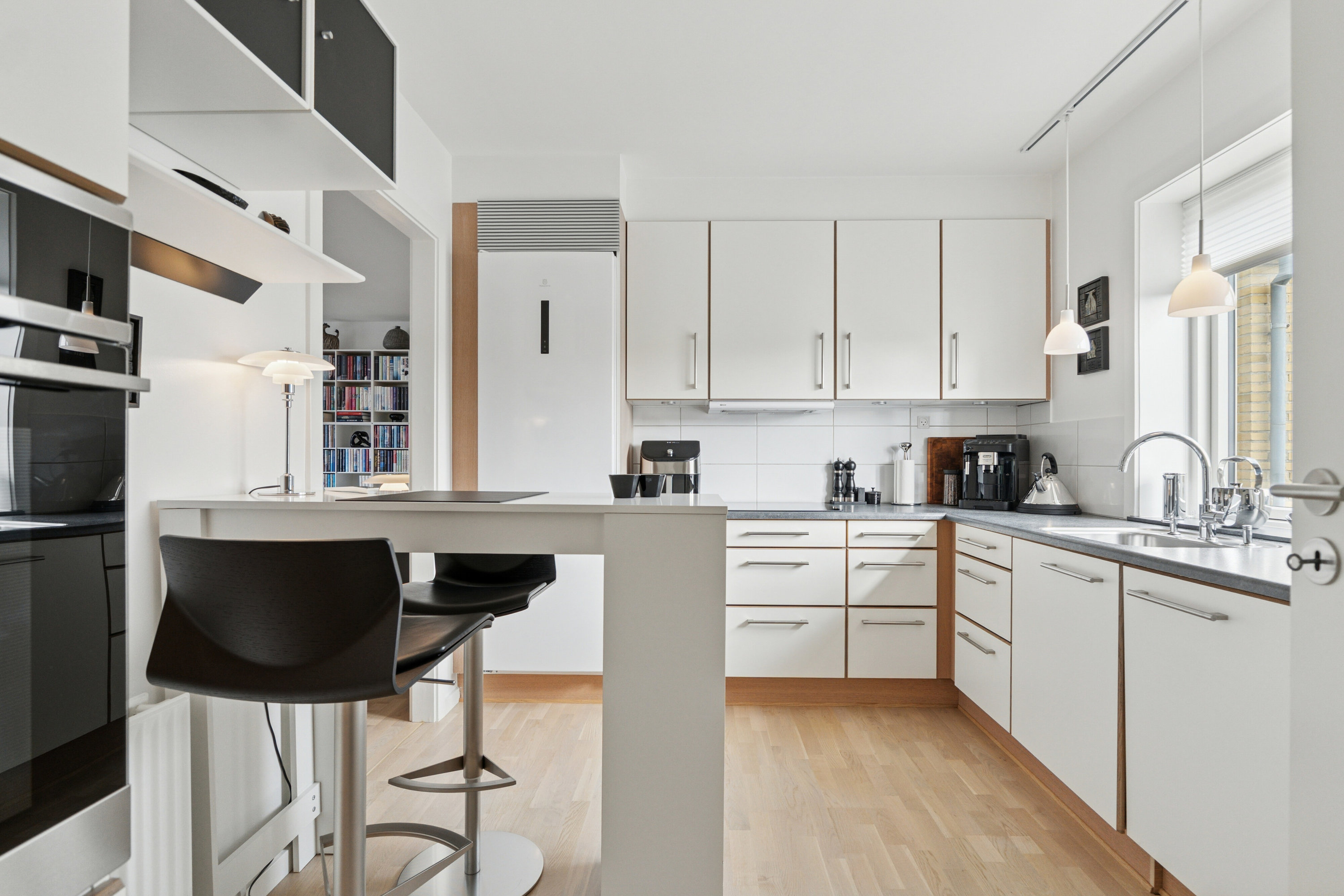 Fremhævet køkken billede i fuldskærmstilstand. Billede af Holbergsgade 1E, 8600 Silkeborg