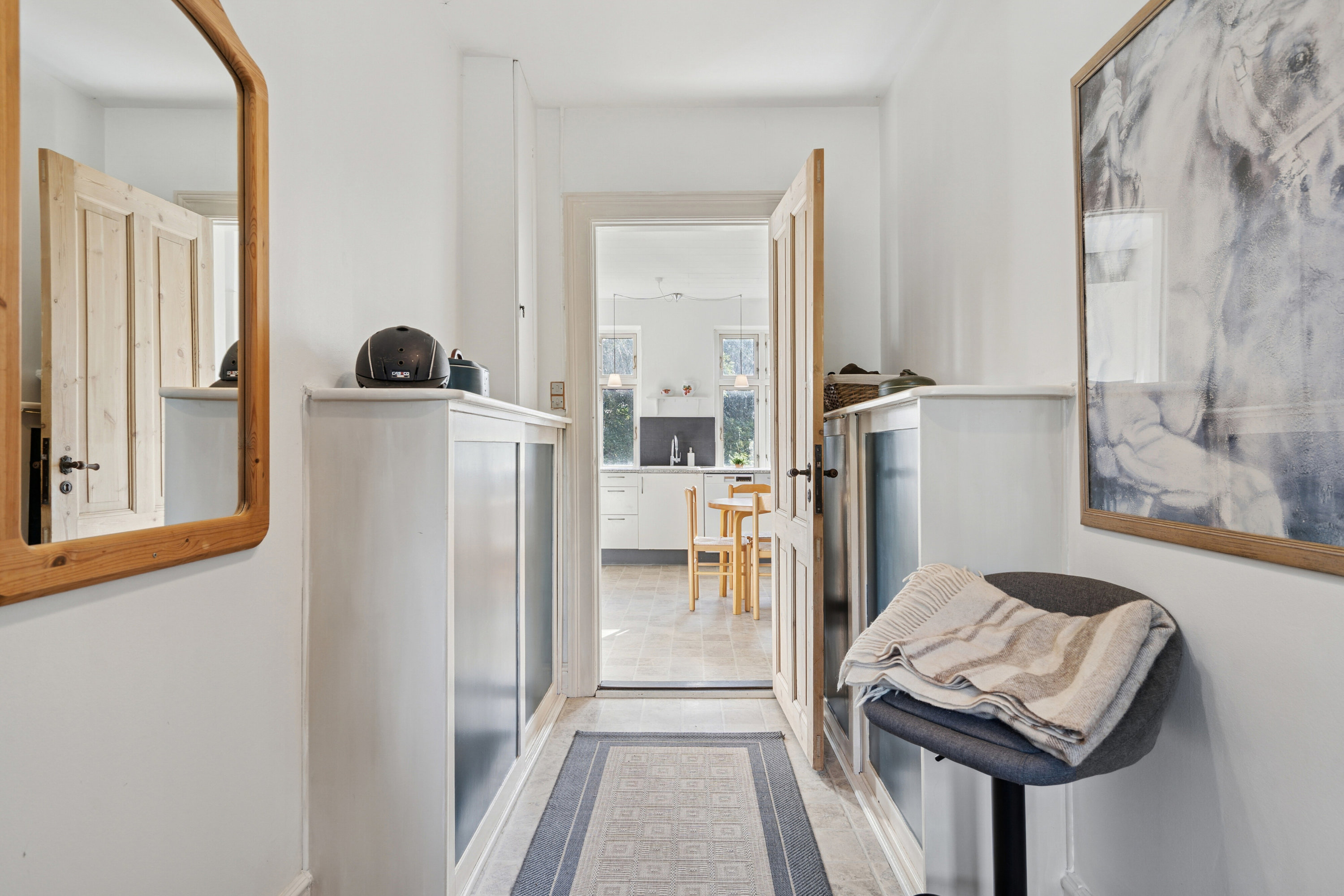 Fremhævet gang billede i fuldskærmstilstand. Billede af Pavegyden 24, 5771 Stenstrup