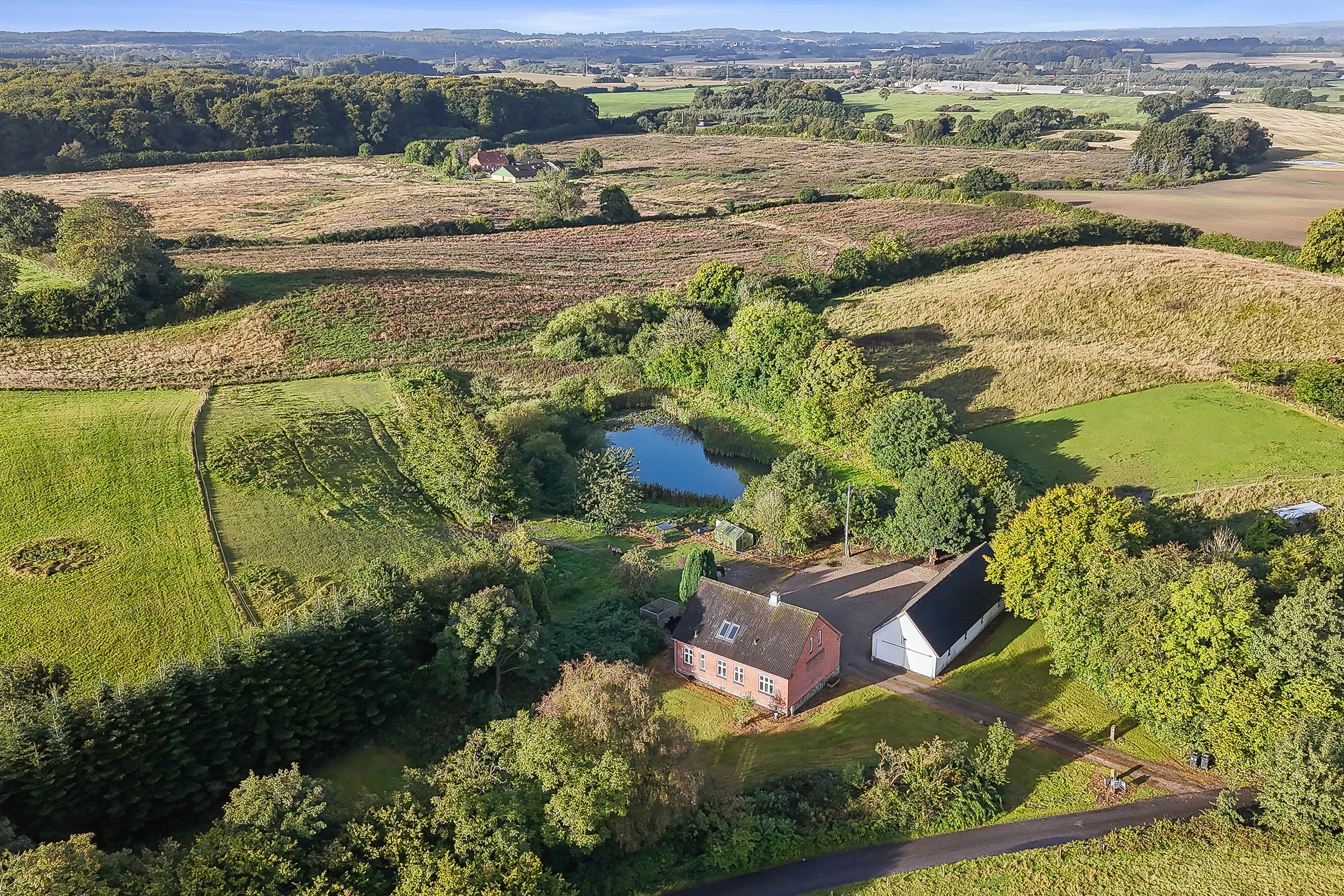 Fremhævet luftfoto billede i fuldskærmstilstand. Billede af Pavegyden 24, 5771 Stenstrup