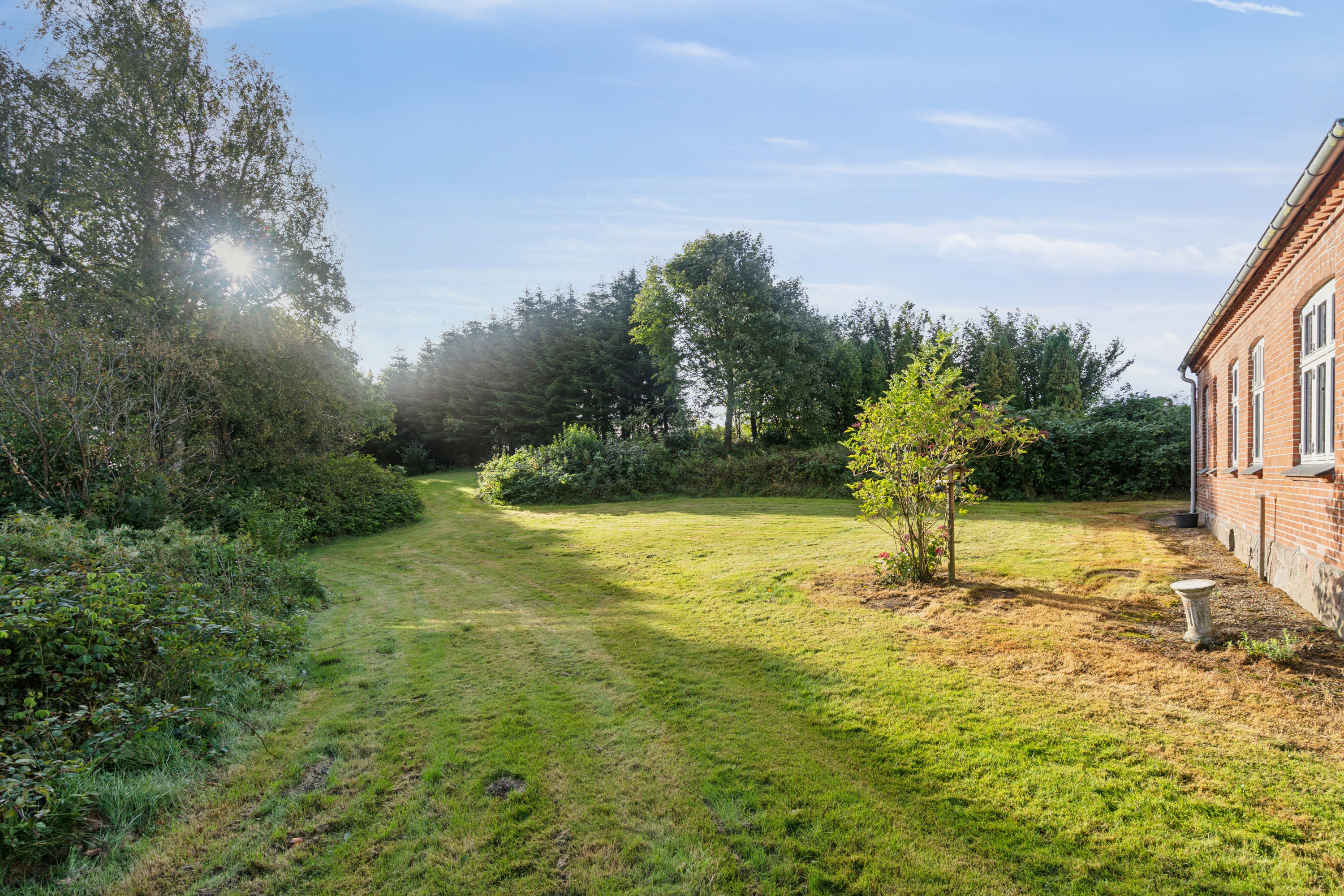 Fremhævet udendørs billede i fuldskærmstilstand. Billede af Pavegyden 24, 5771 Stenstrup