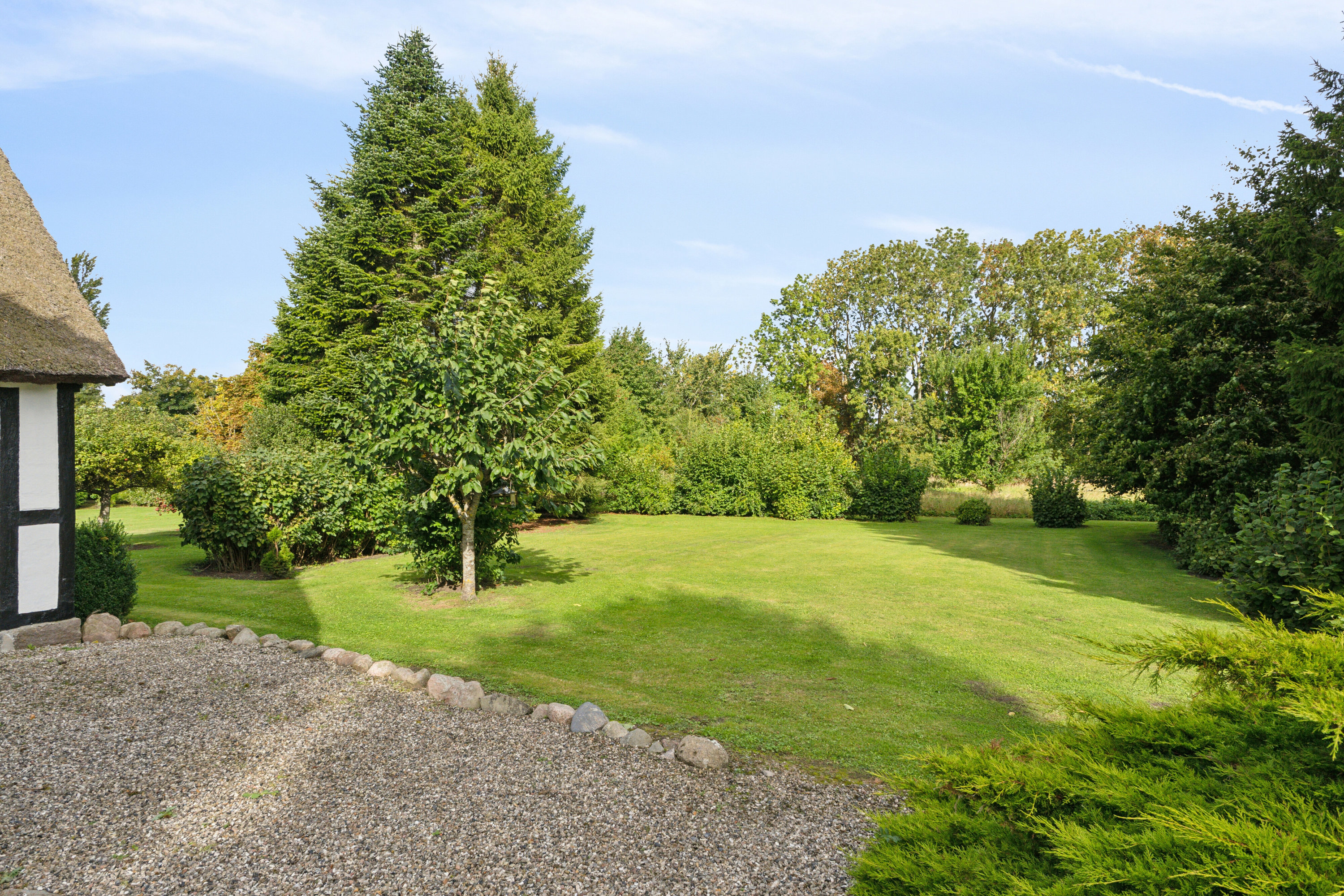 Fremhævet udendørs billede i fuldskærmstilstand. Billede af Møllehusvej 17, Smerup, 4653 Karise