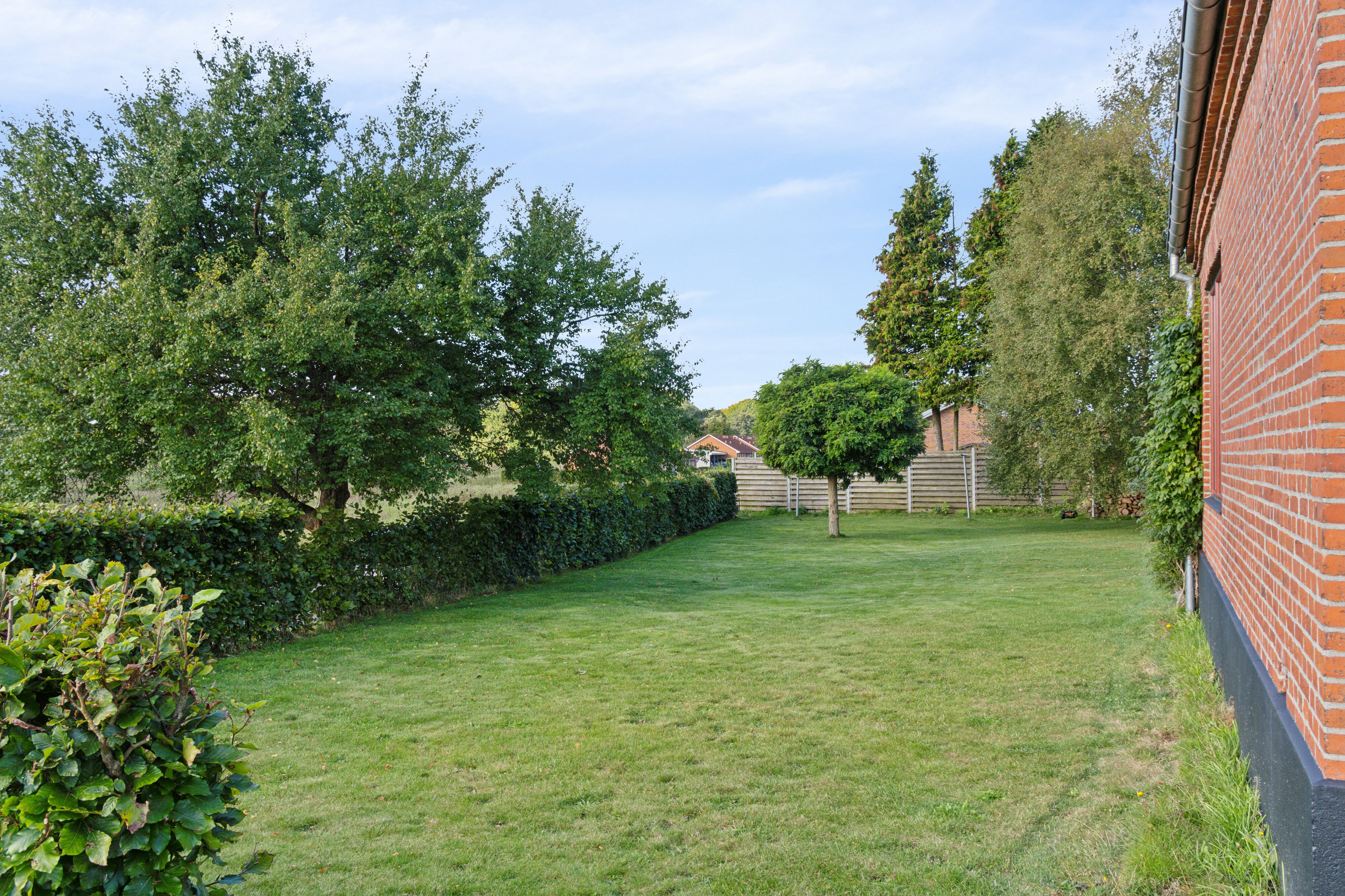 Fremhævet udendørs billede i fuldskærmstilstand. Billede af Søndervej 36, Brobyværk, 5672 Broby