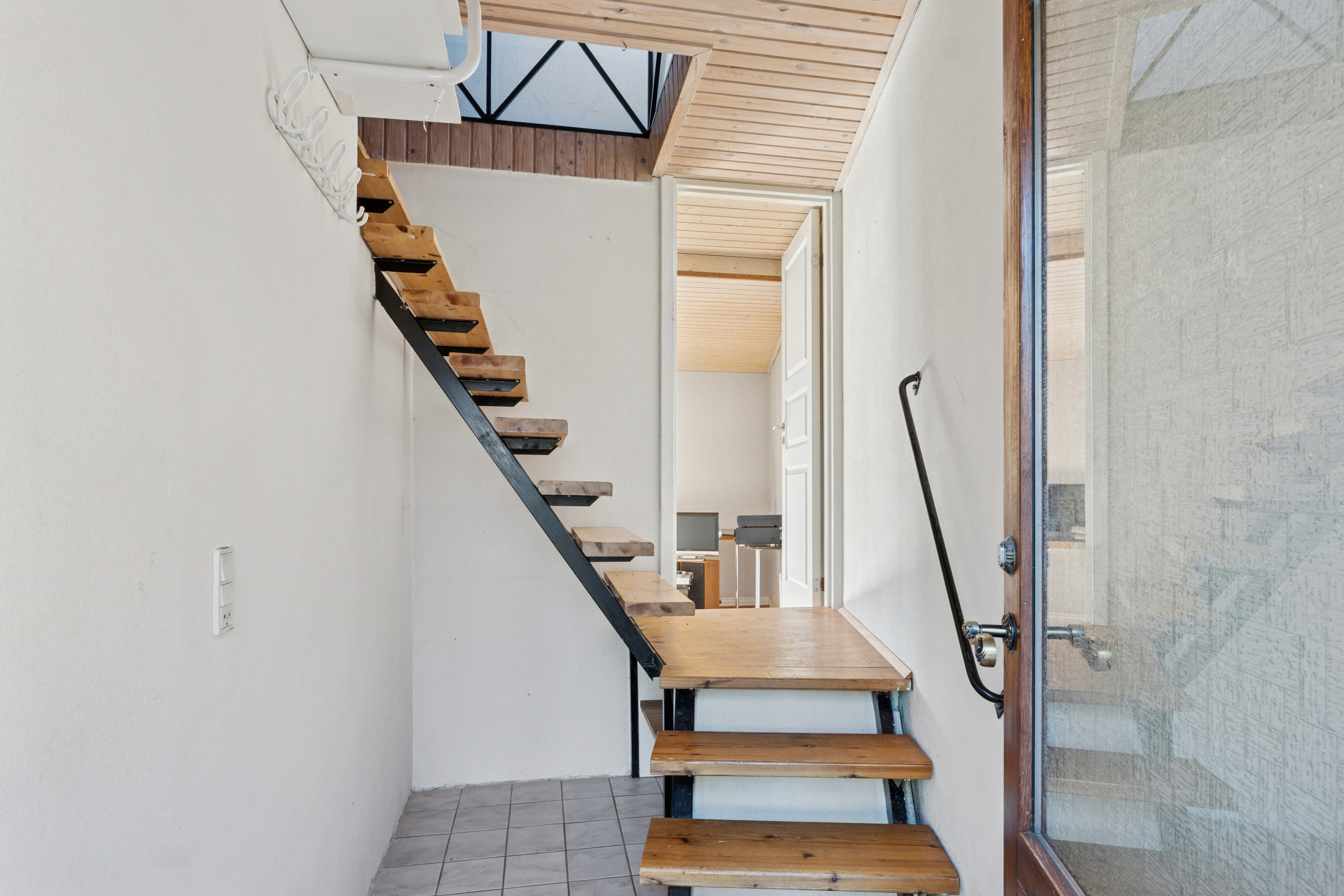 Fremhævet indgang billede i fuldskærmstilstand. Billede af Mosbjergvej 1, st.., 9881 Bindslev