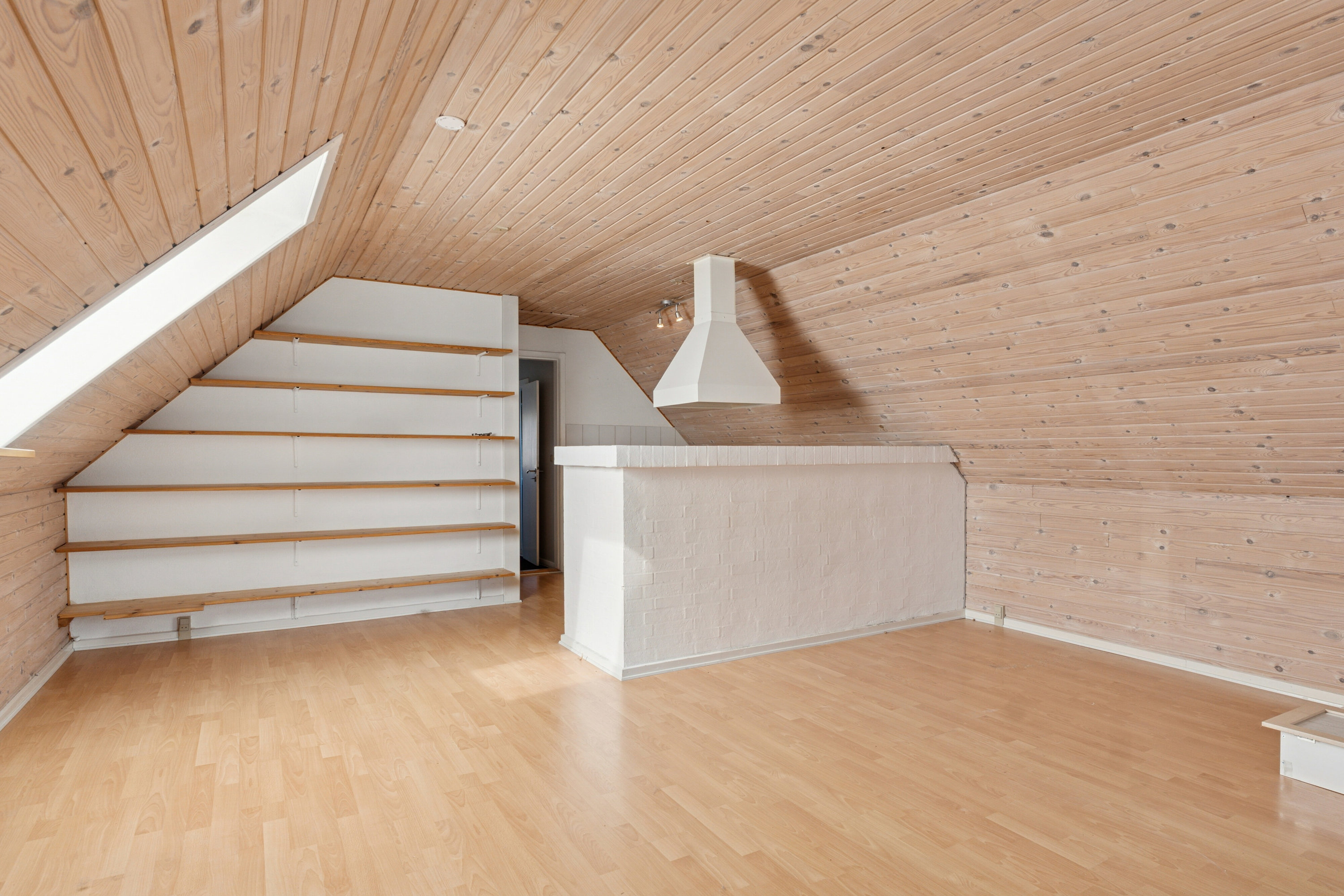 Fremhævet stue billede i fuldskærmstilstand. Billede af Mosbjergvej 1, st.., 9881 Bindslev