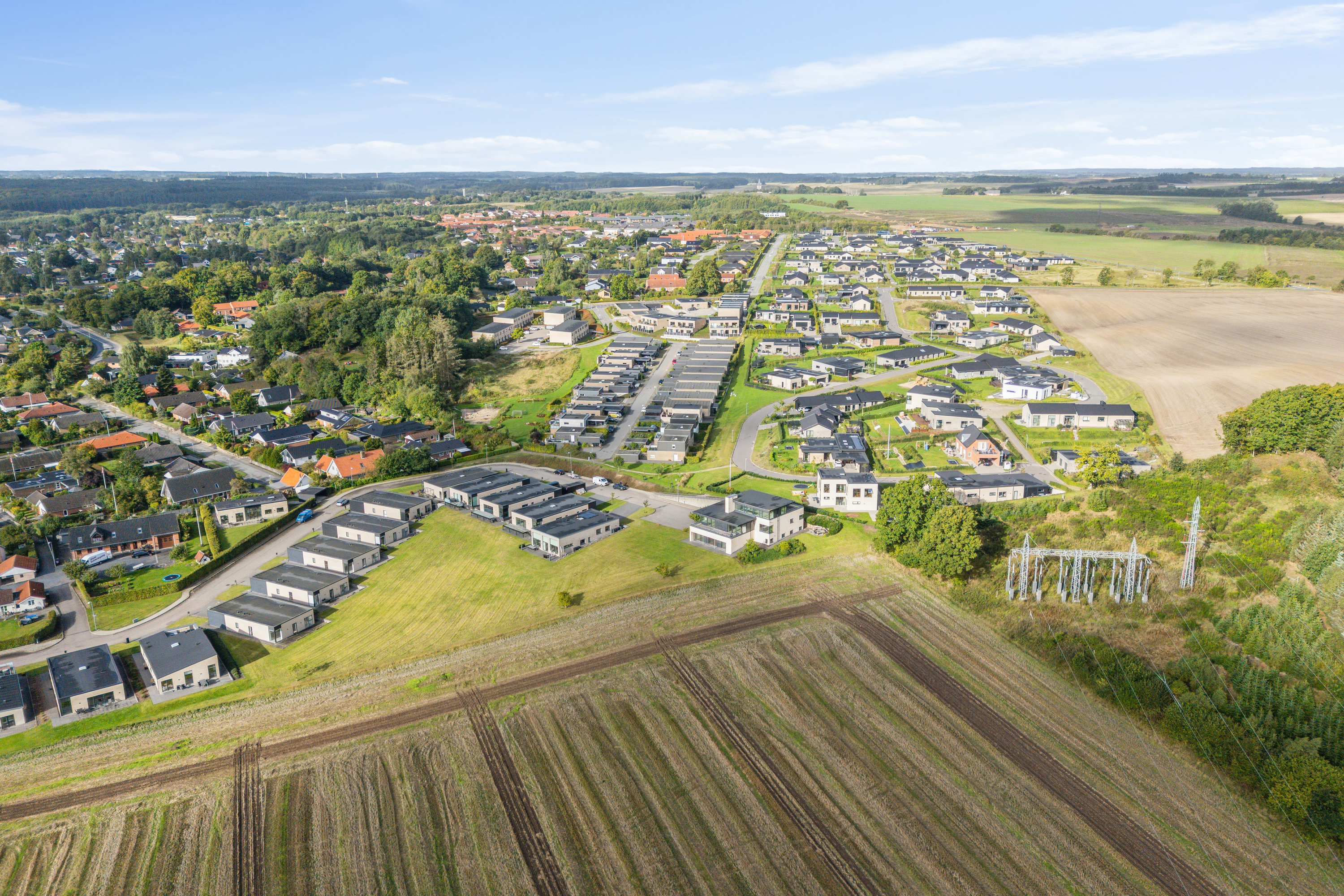 Fremhævet luftfoto billede i fuldskærmstilstand. Billede af Holmebakken 48, 8382 Hinnerup