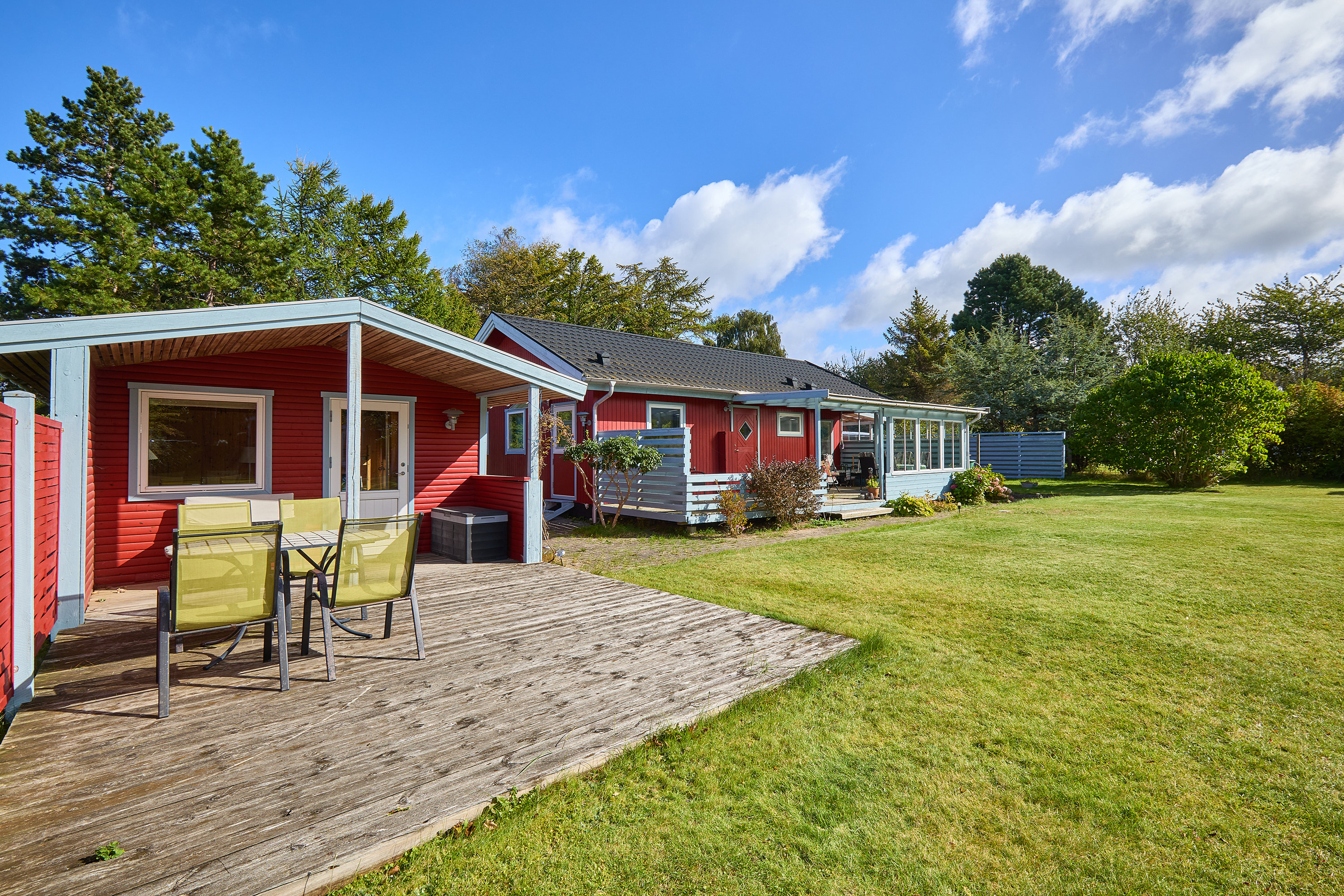 Fremhævet terrasse billede i fuldskærmstilstand. Billede af Dams-Åsen 5, Rågeleje, 3210 Vejby