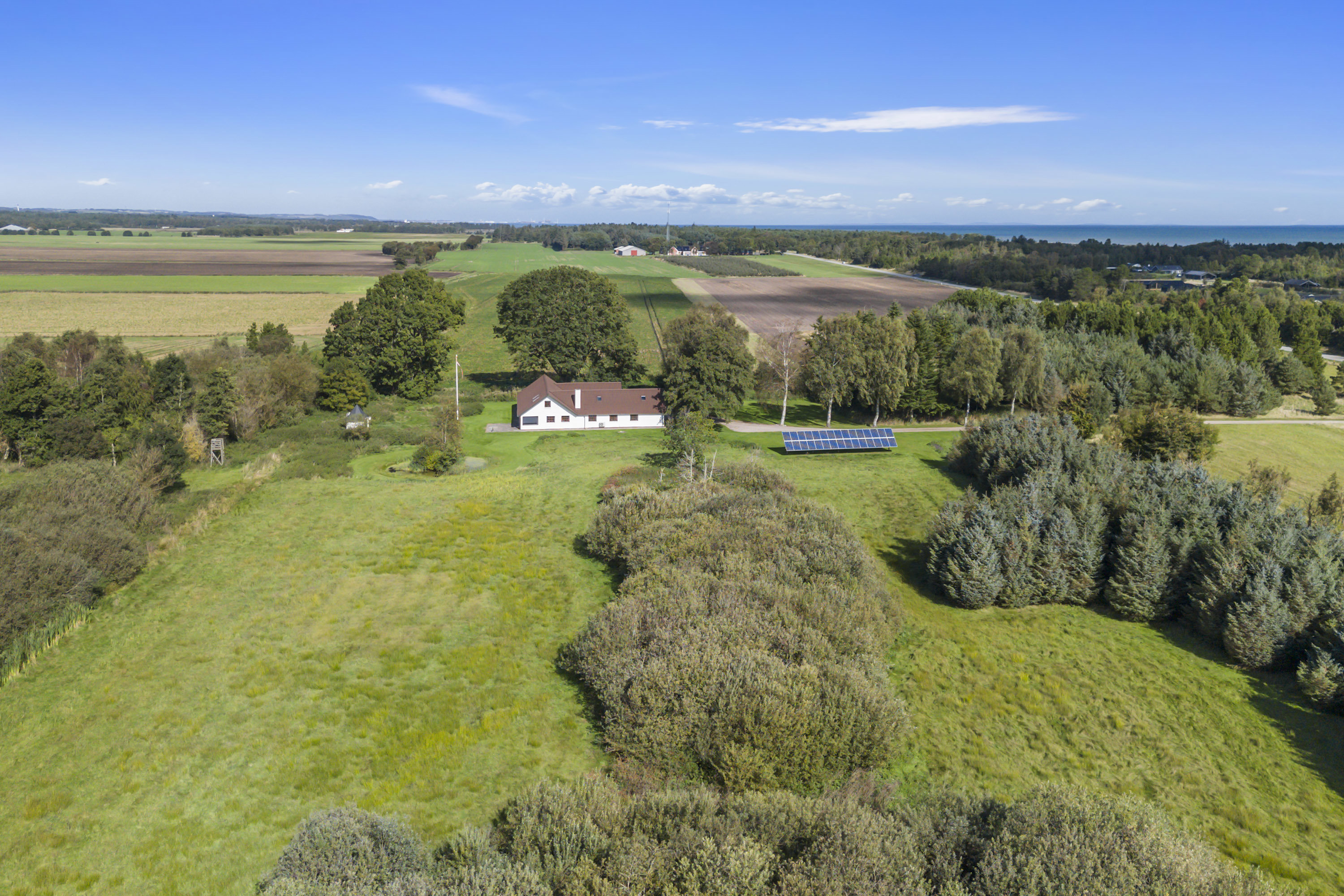 Fremhævet luftfoto billede i fuldskærmstilstand. Billede af Solsbækvej 276, Lyngså, 9300 Sæby