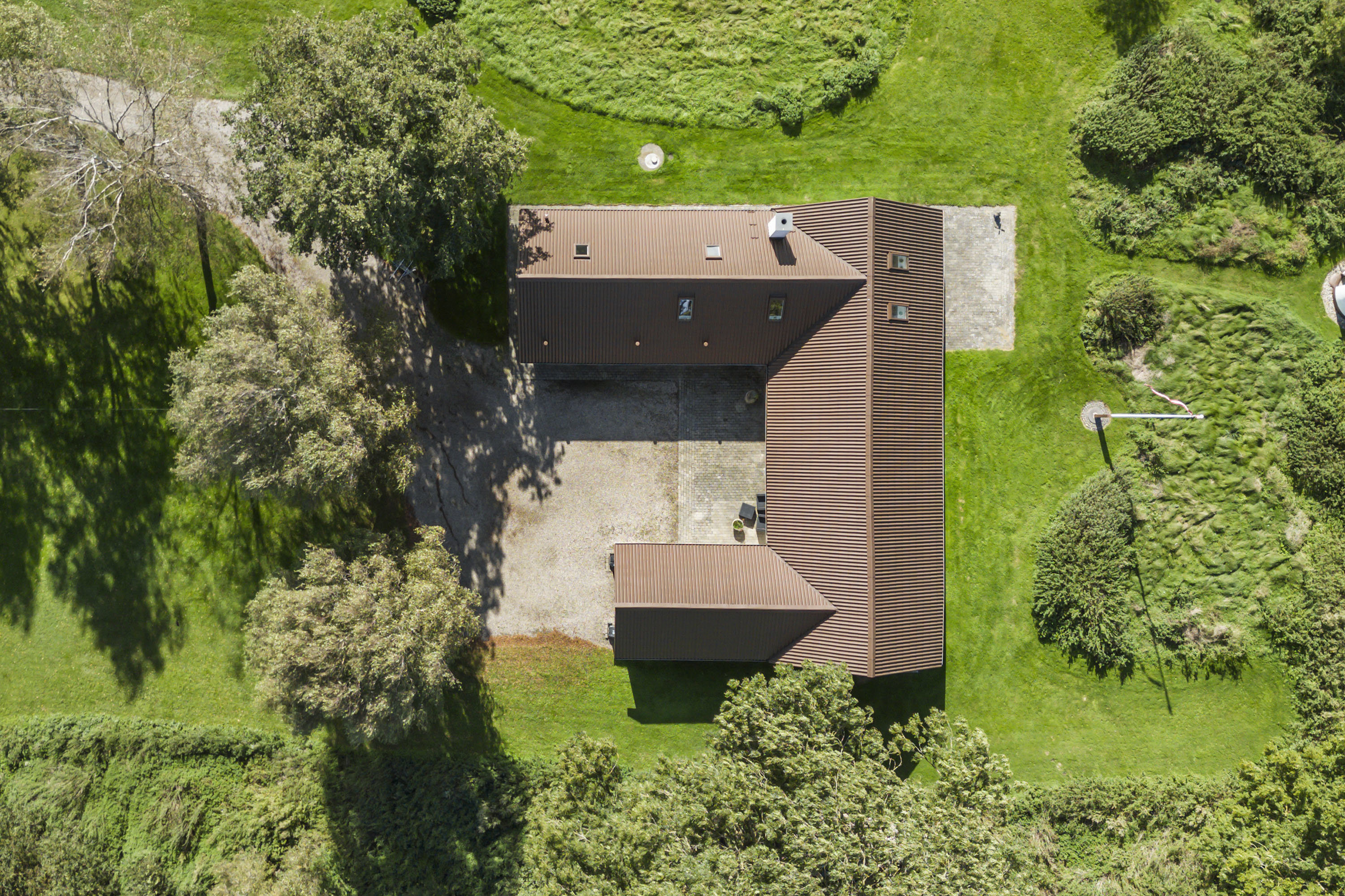 Fremhævet luftfoto billede i fuldskærmstilstand. Billede af Solsbækvej 276, Lyngså, 9300 Sæby