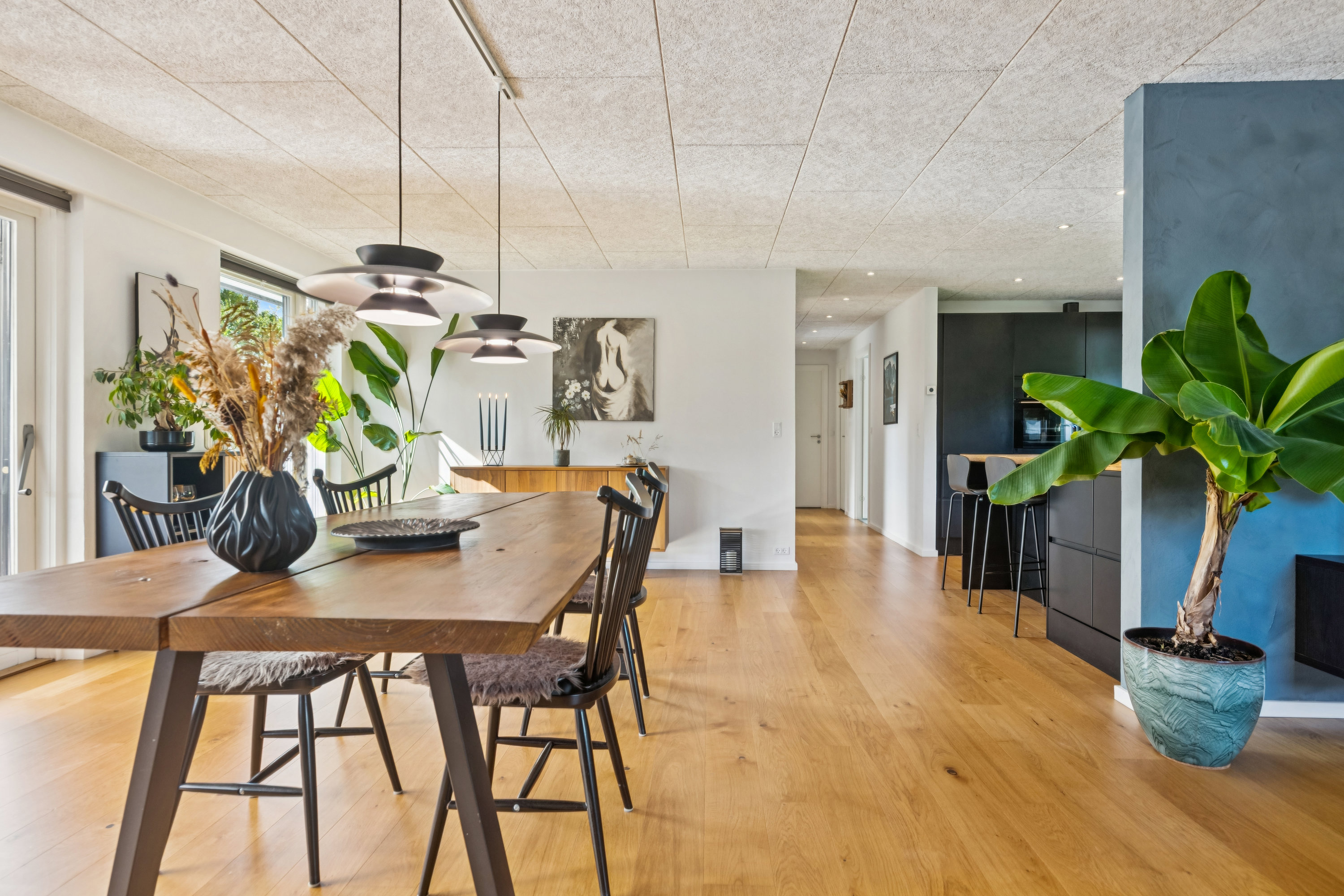 Fremhævet stue billede i fuldskærmstilstand. Billede af Tovesvej 34, Vejgaard, 9000 Aalborg