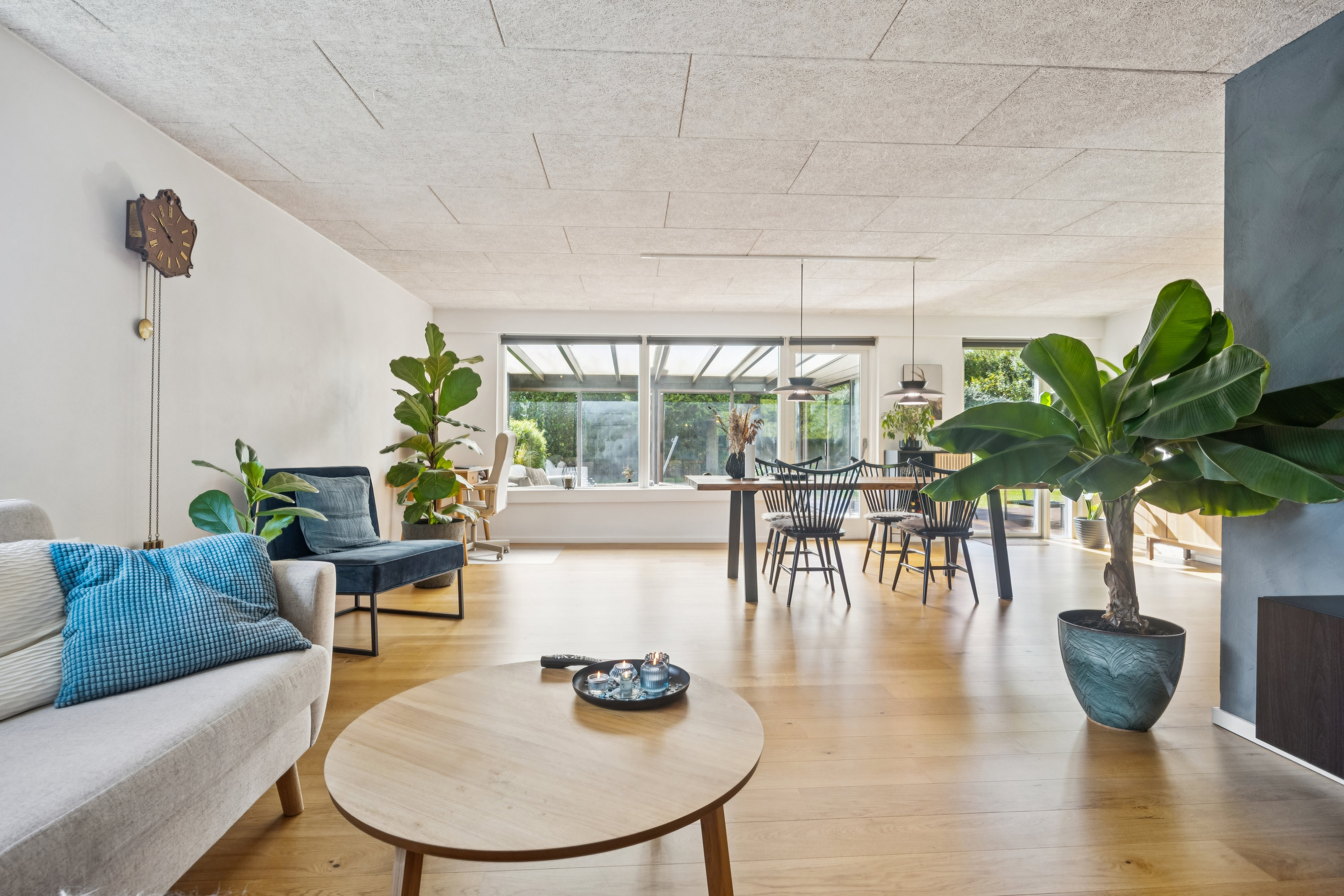 Fremhævet stue billede i fuldskærmstilstand. Billede af Tovesvej 34, Vejgaard, 9000 Aalborg