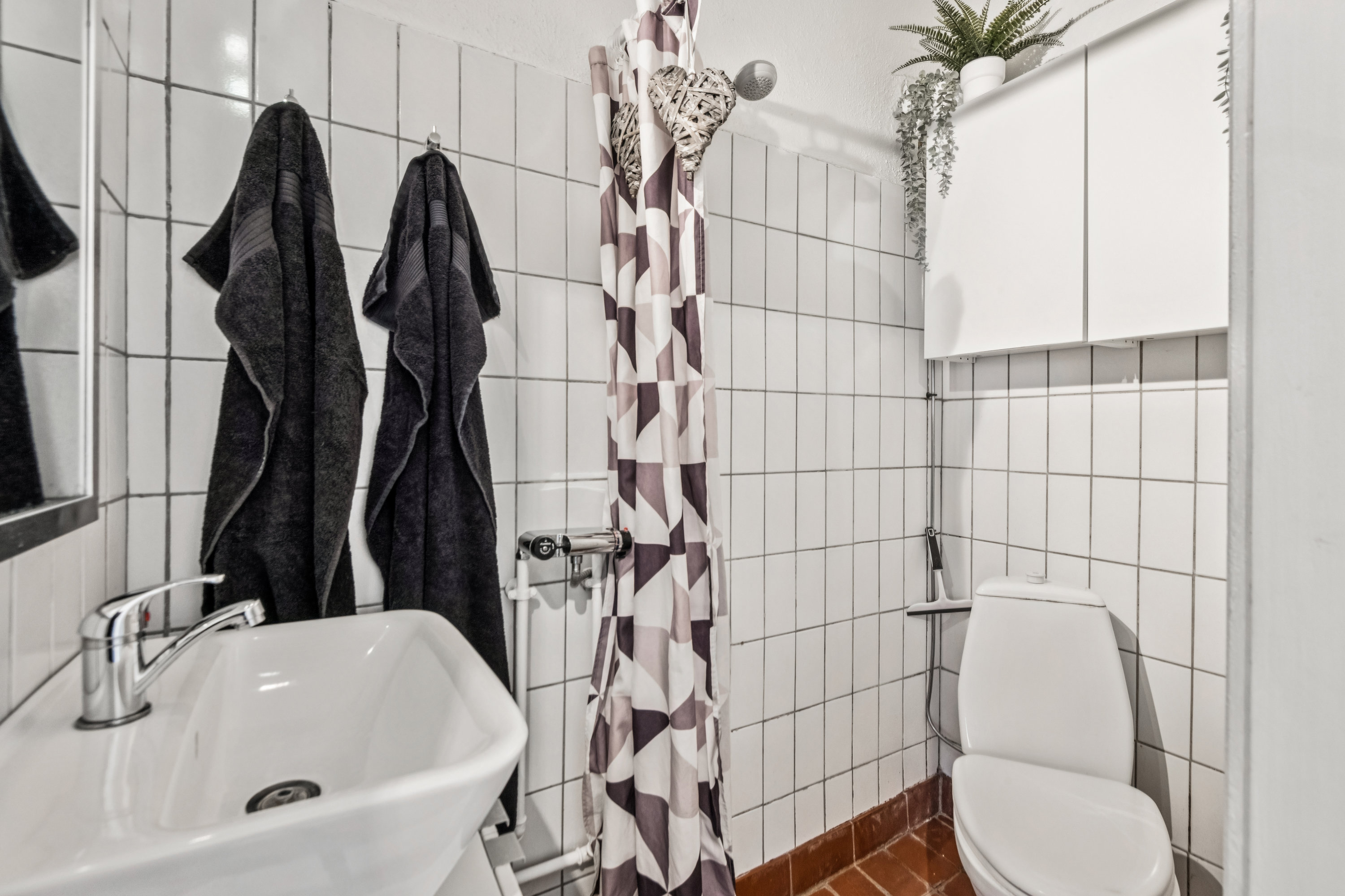 Fremhævet badeværelse billede i fuldskærmstilstand. Billede af Willemoesgade 8, 3. th., 9000 Aalborg