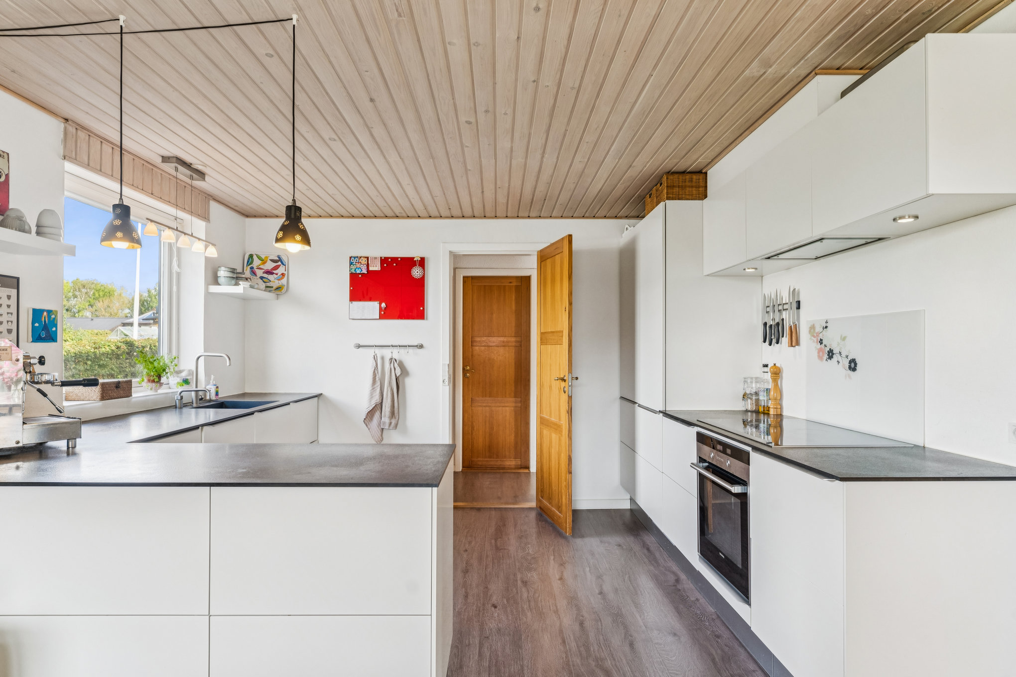 Miniaturebillede 1: køkken. Billede af Bjarkesvej 11, 8960 Randers SØ