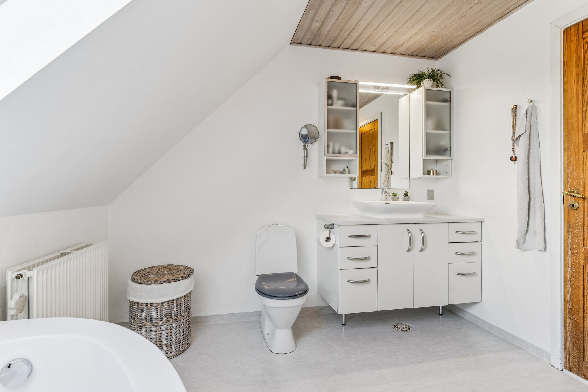 Fremhævet badeværelse billede i fuldskærmstilstand. Billede af Bjarkesvej 11, 8960 Randers SØ