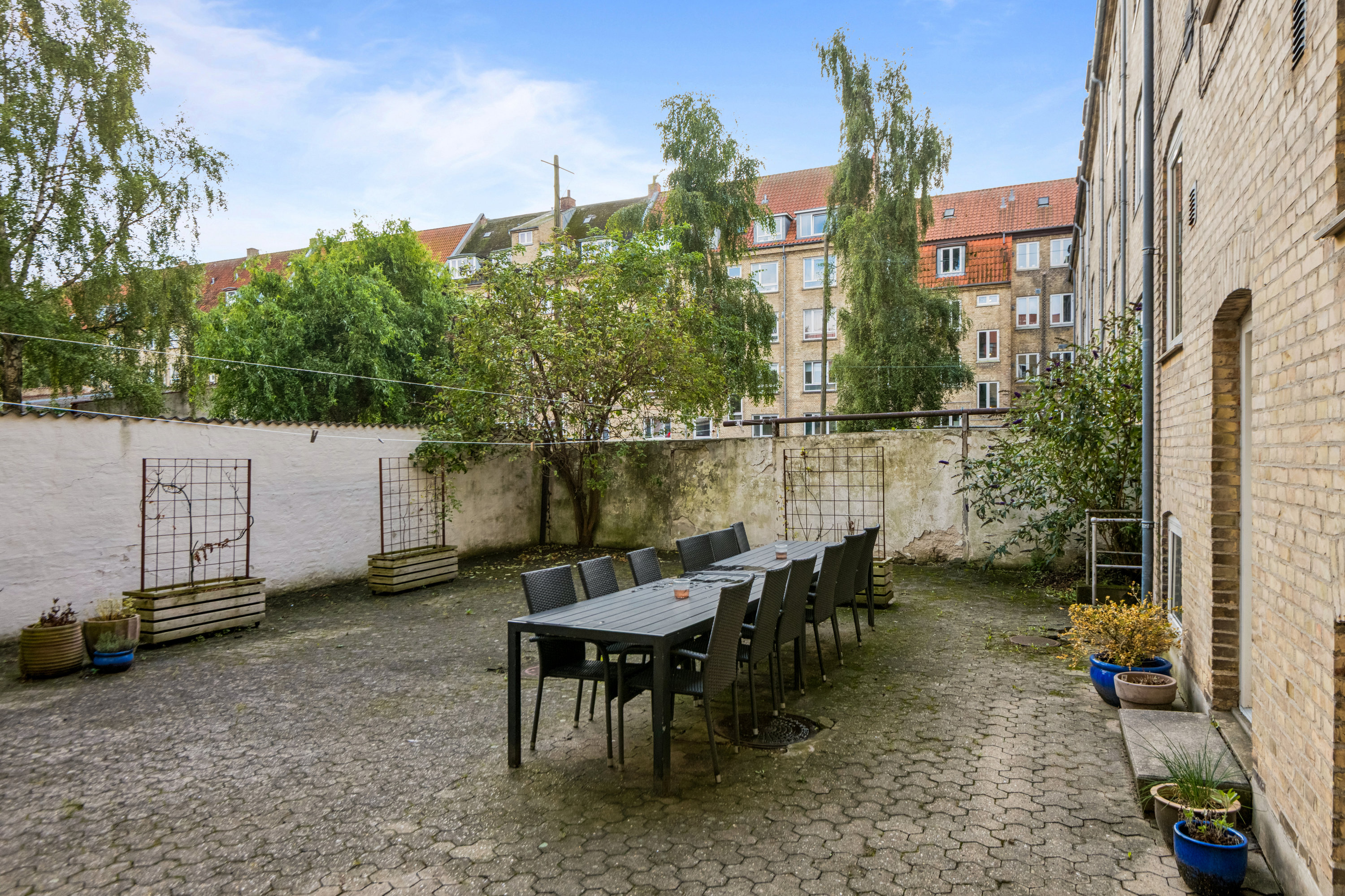 Fremhævet gårdmiljø billede i fuldskærmstilstand. Billede af Willemoesgade 8, 3. th., 9000 Aalborg