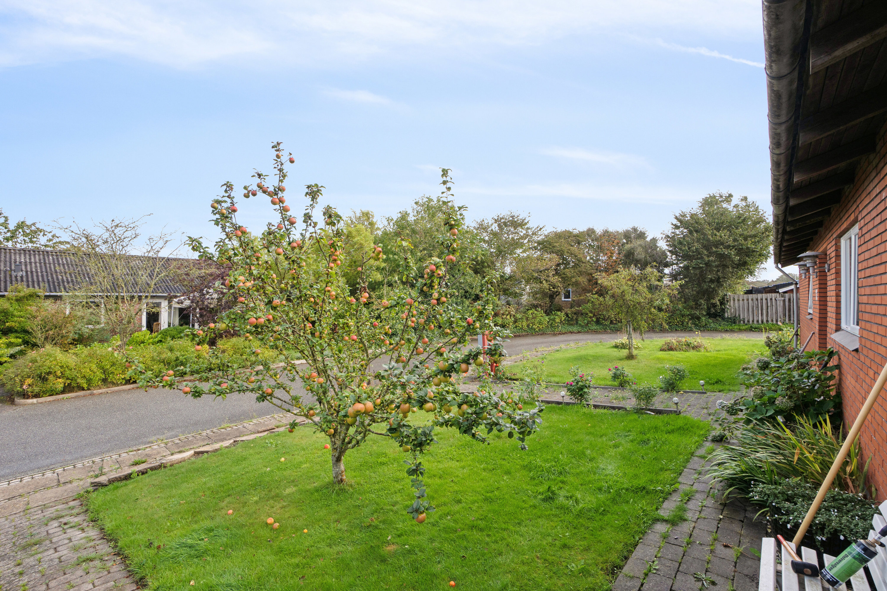 Fremhævet set fra haven billede i fuldskærmstilstand. Billede af Provst Bendixvej 13, 7770 Vestervig