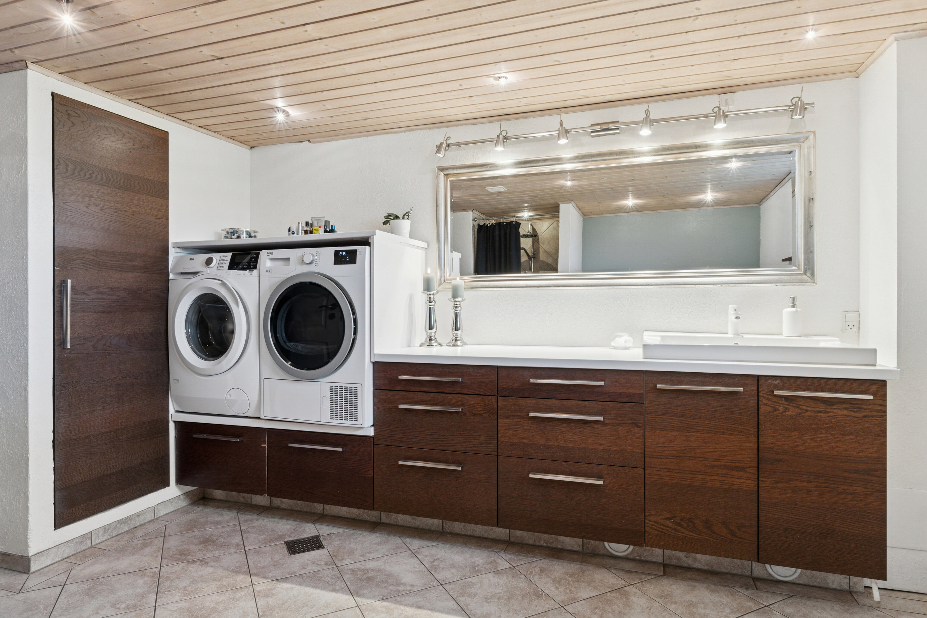 Fremhævet badeværelse billede i fuldskærmstilstand. Billede af Vesterskovvej 9, Bårse, 4750 Lundby