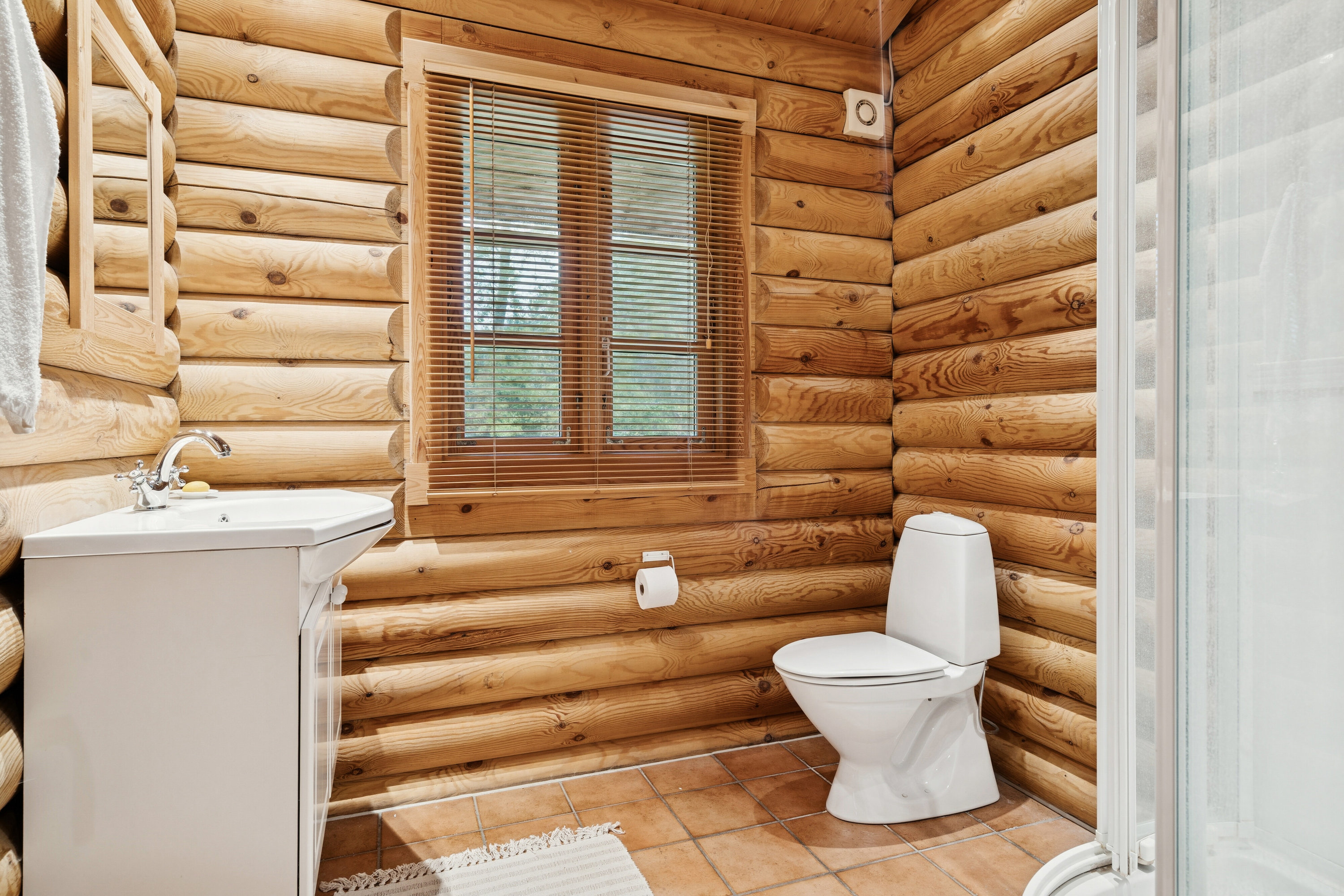 Fremhævet badeværelse billede i fuldskærmstilstand. Billede af Spurvevej 19, Ellinge Lyng, 4560 Vig