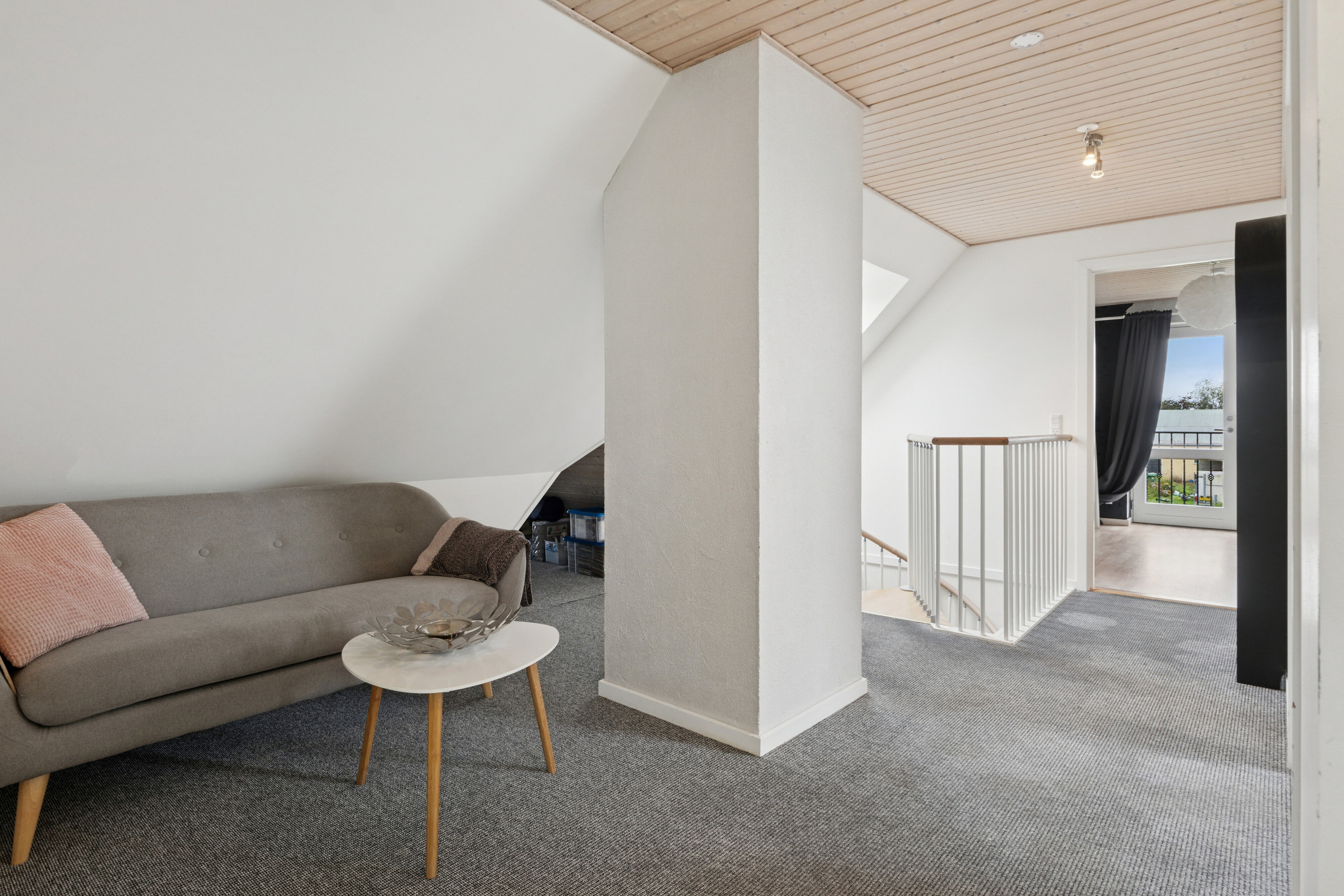 Fremhævet stue billede i fuldskærmstilstand. Billede af Vesterskovvej 9, Bårse, 4750 Lundby