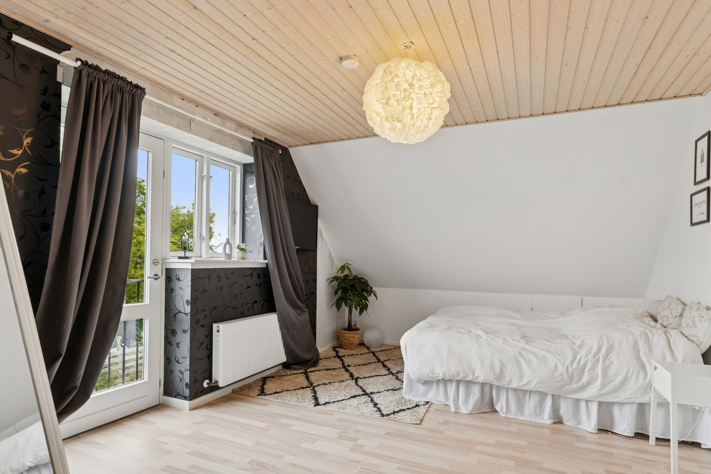 Fremhævet soveværelse billede i fuldskærmstilstand. Billede af Vesterskovvej 9, Bårse, 4750 Lundby