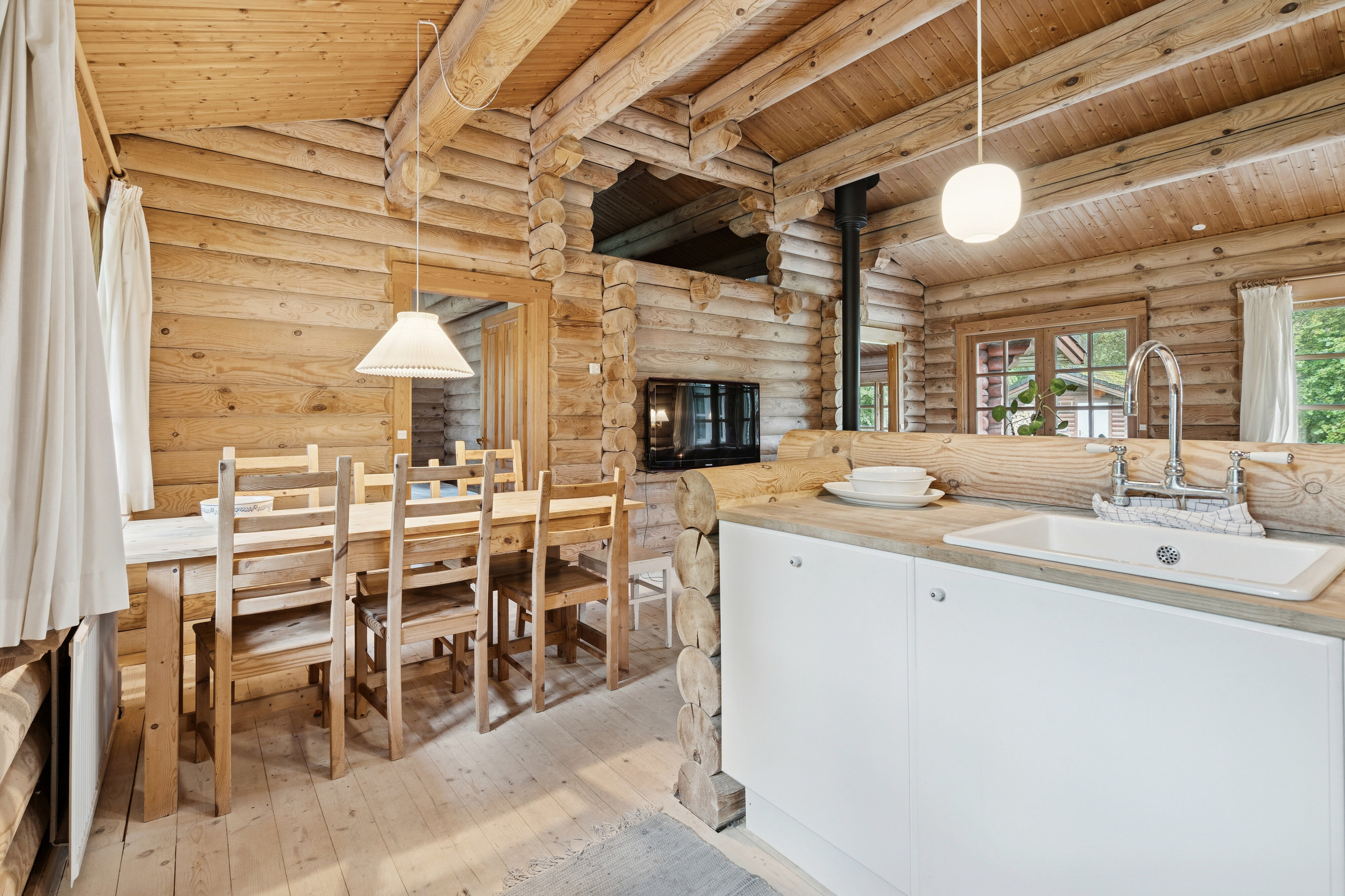 Fremhævet køkken billede i fuldskærmstilstand. Billede af Spurvevej 19, Ellinge Lyng, 4560 Vig