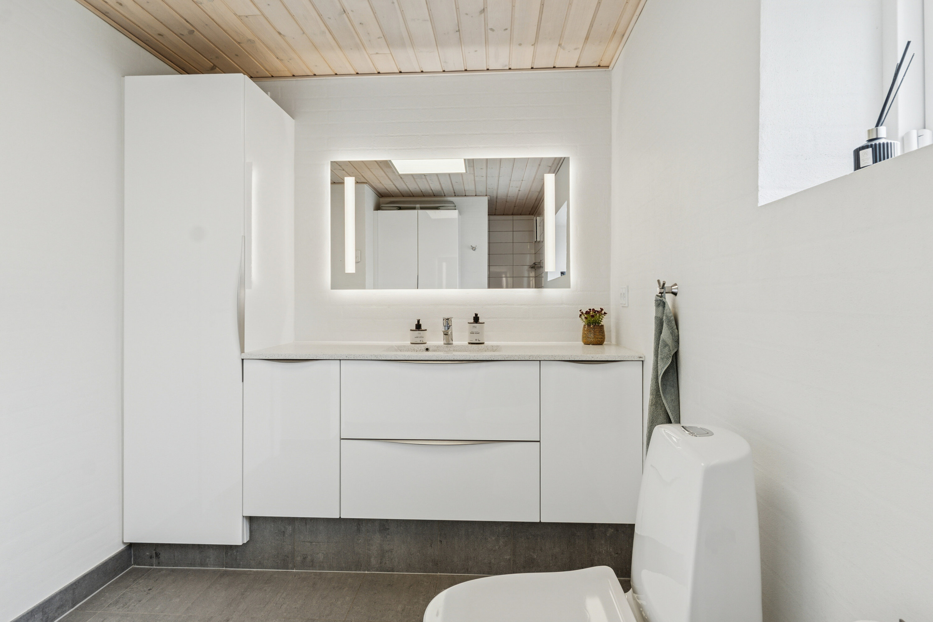 Fremhævet badeværelse billede i fuldskærmstilstand. Billede af Keldbjergvej 5, Keldbjerg, 6340 Kruså