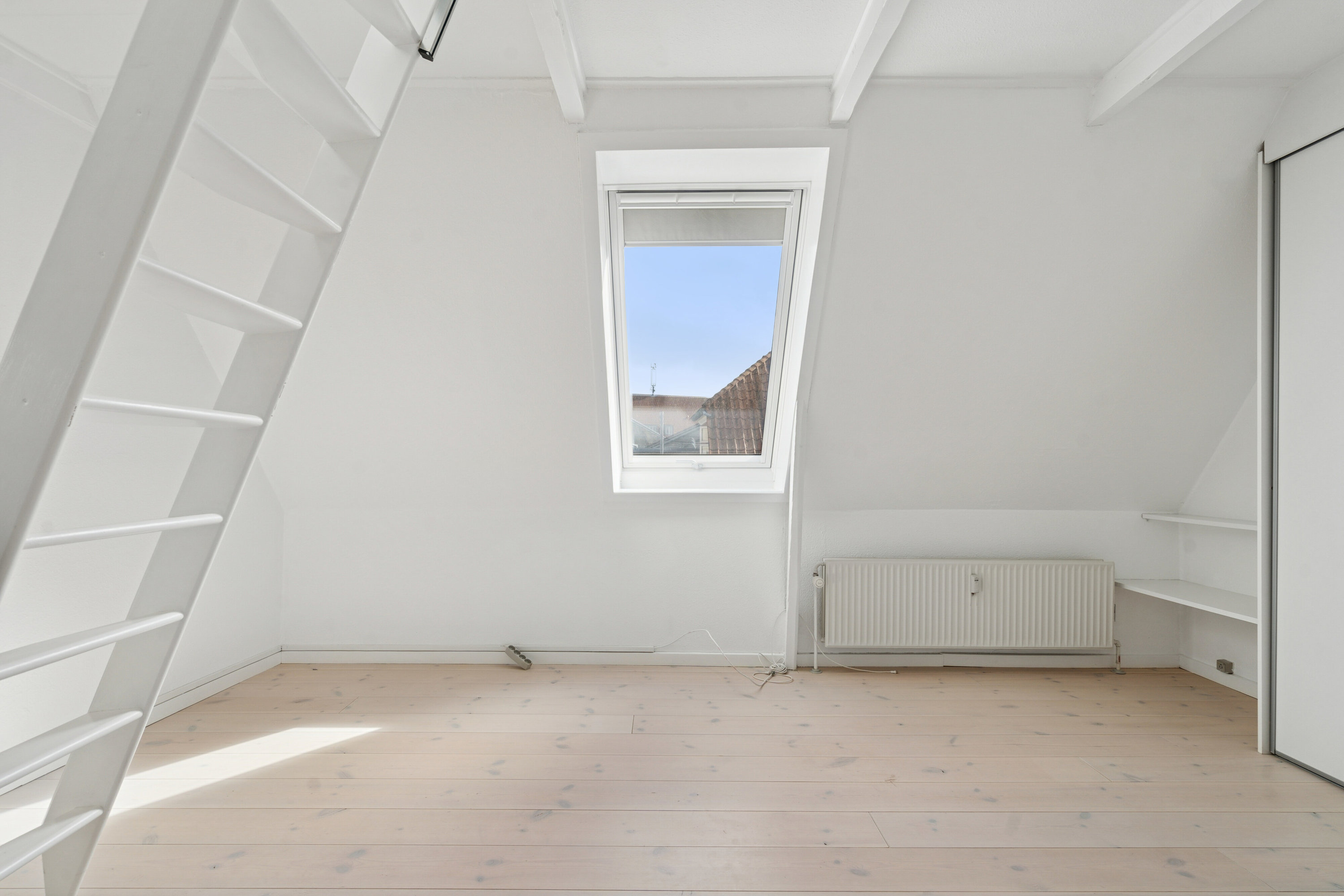 Fremhævet indendørs billede i fuldskærmstilstand. Billede af Nedergade 40, 1. tv., 5000 Odense C