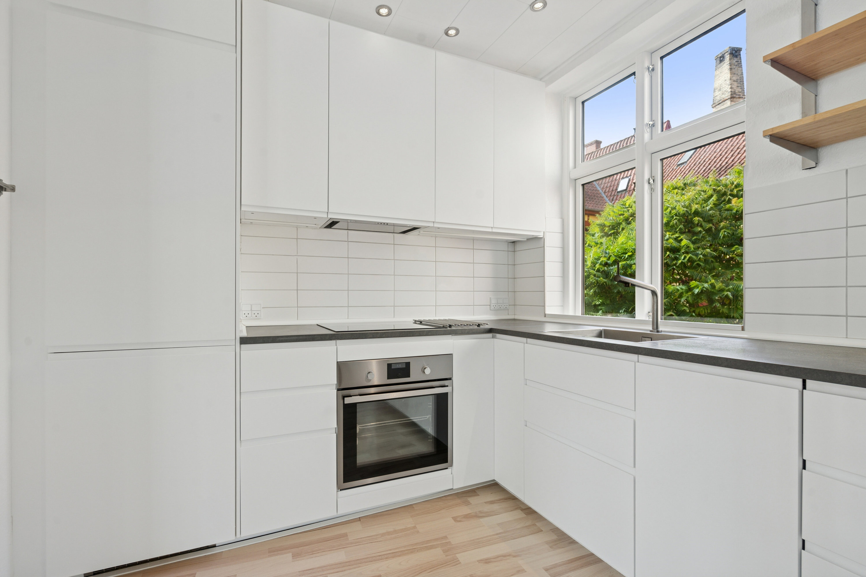 Fremhævet køkken billede i fuldskærmstilstand. Billede af Nedergade 40, 1. tv., 5000 Odense C