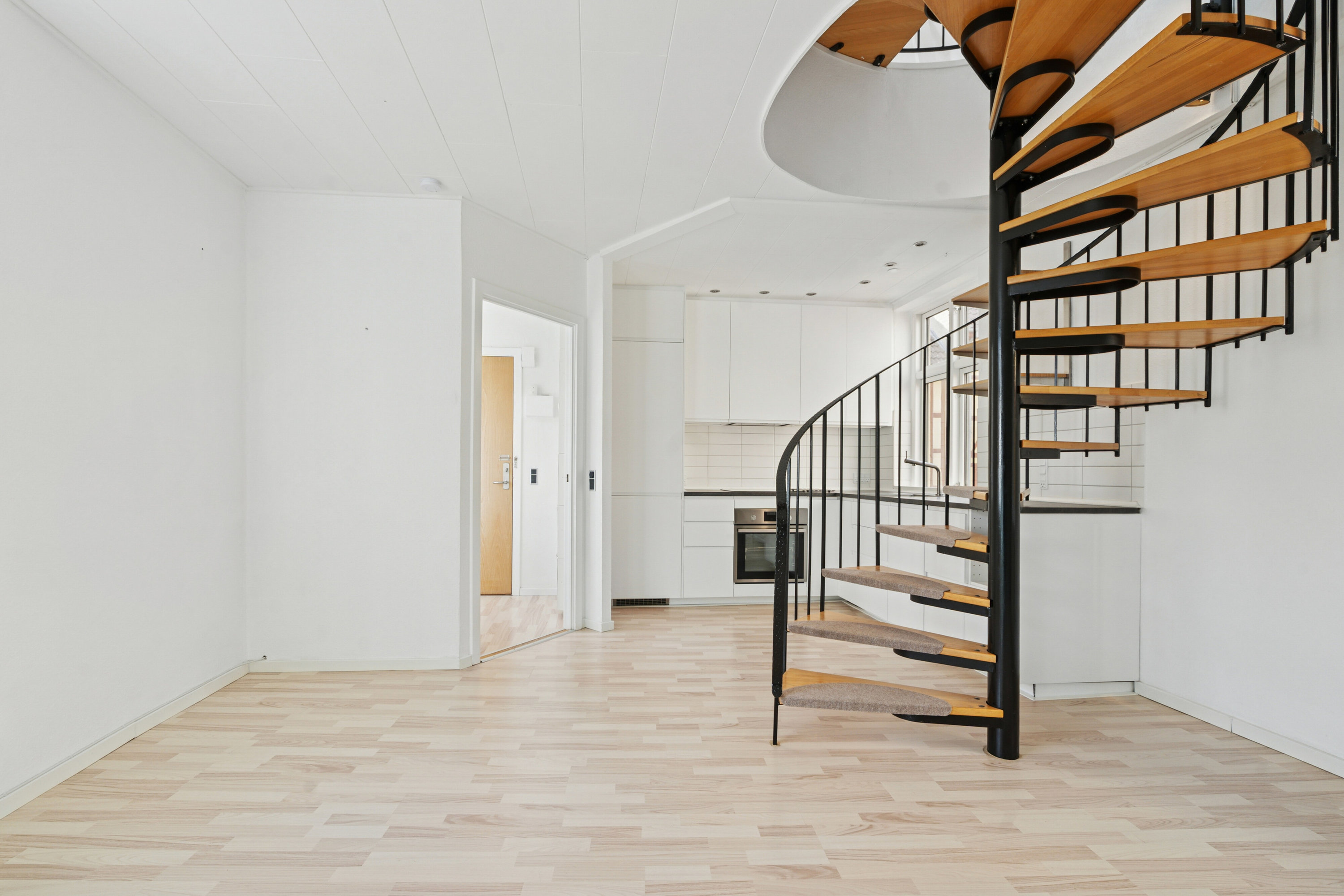 Fremhævet stue billede i fuldskærmstilstand. Billede af Nedergade 40, 1. tv., 5000 Odense C