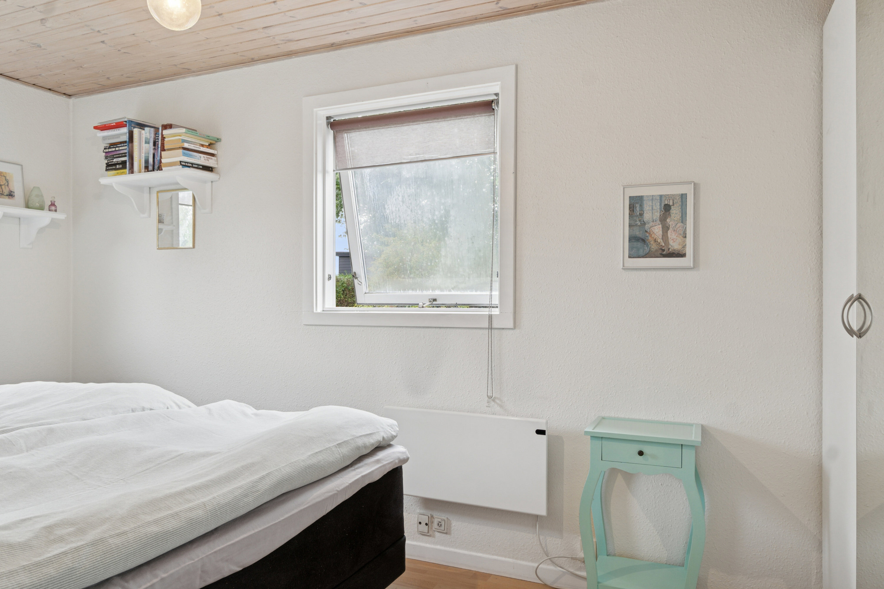 Fremhævet soveværelse billede i fuldskærmstilstand. Billede af Bakkeager 45, 4040 Jyllinge