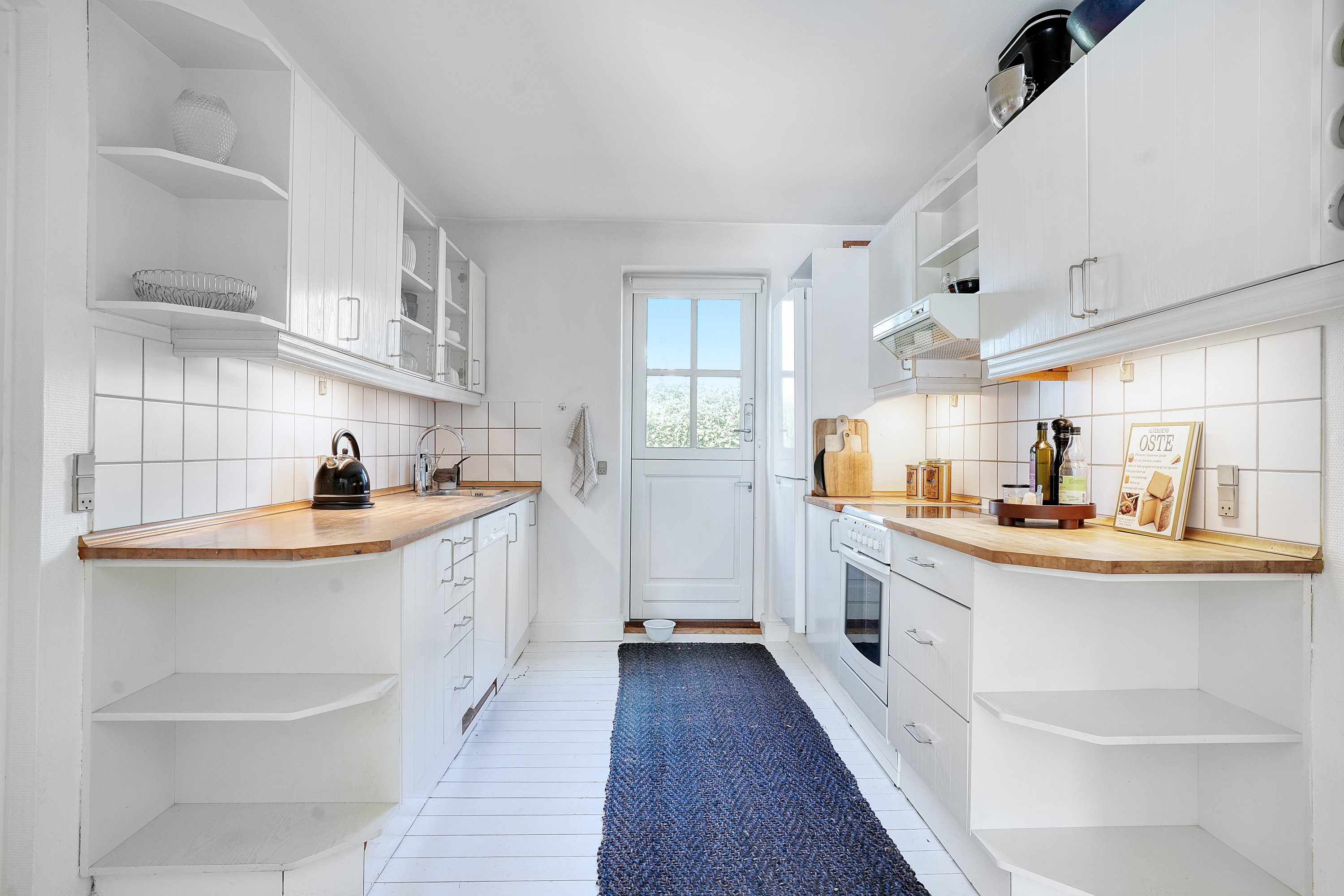 Fremhævet køkken billede i fuldskærmstilstand. Billede af Granvænget 7B, 3100 Hornbæk