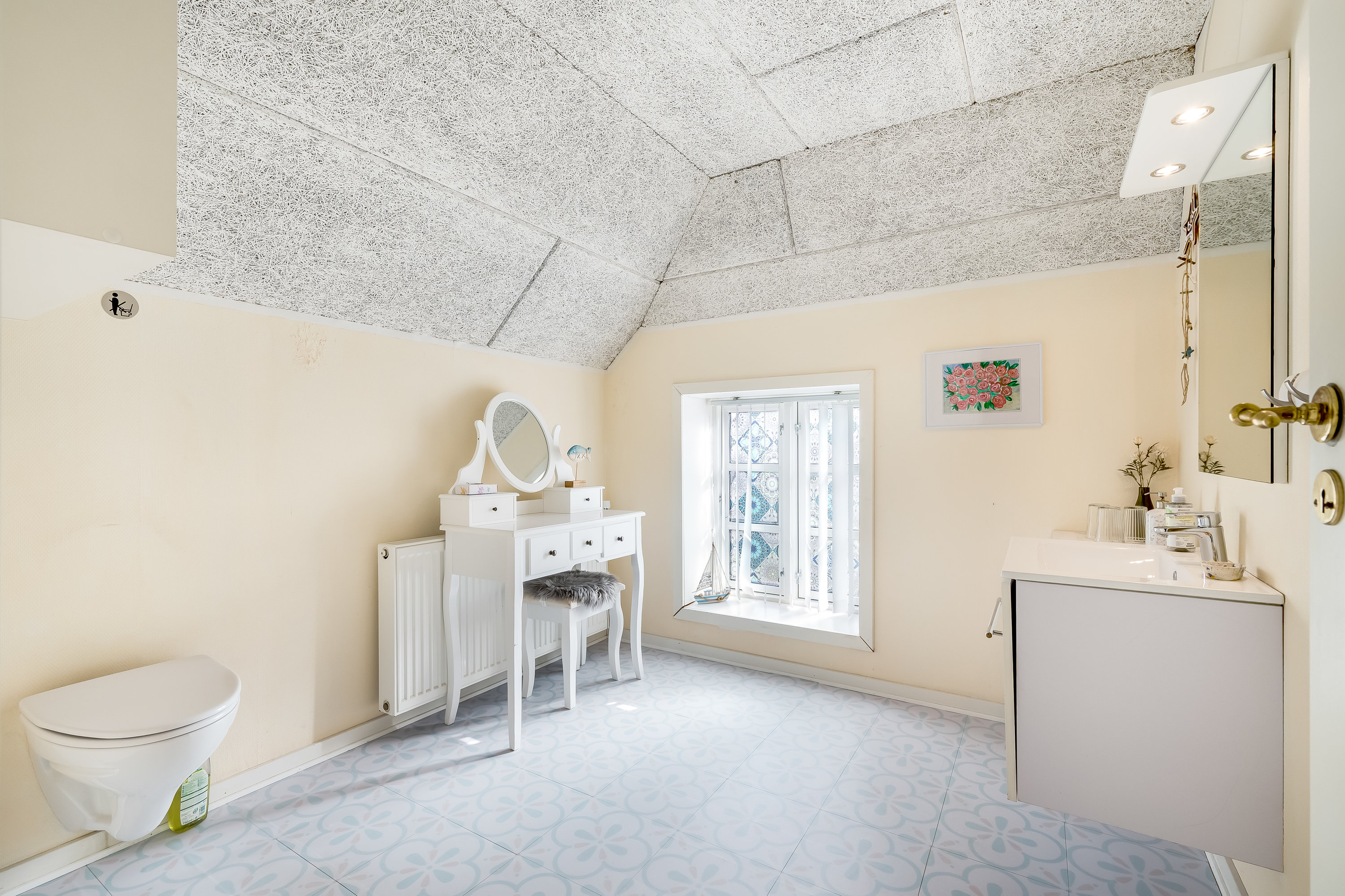 Fremhævet værelse billede i fuldskærmstilstand. Billede af Højervej 15, V Gammelby, 6280 Højer