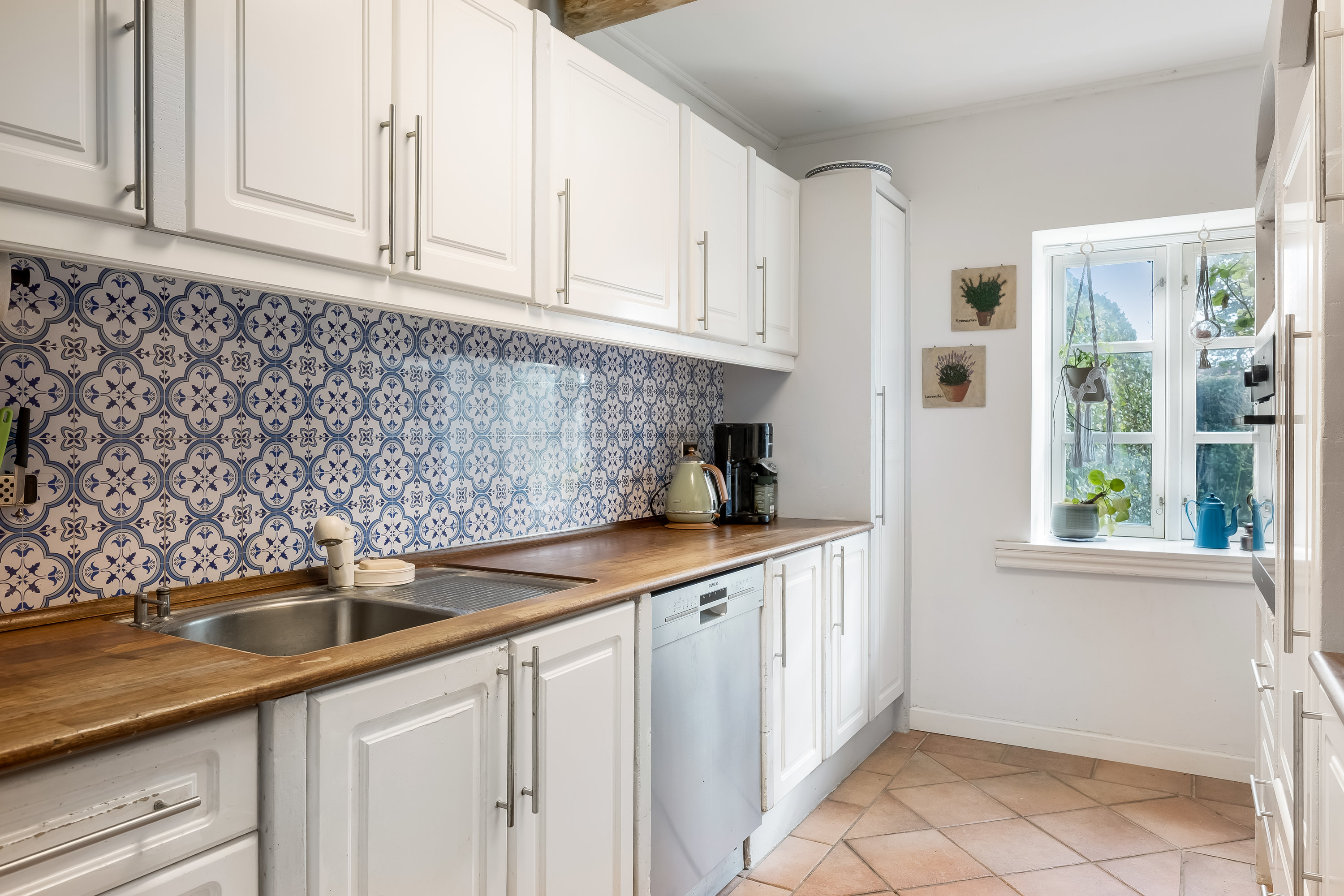 Fremhævet køkken billede i fuldskærmstilstand. Billede af Højervej 15, V Gammelby, 6280 Højer