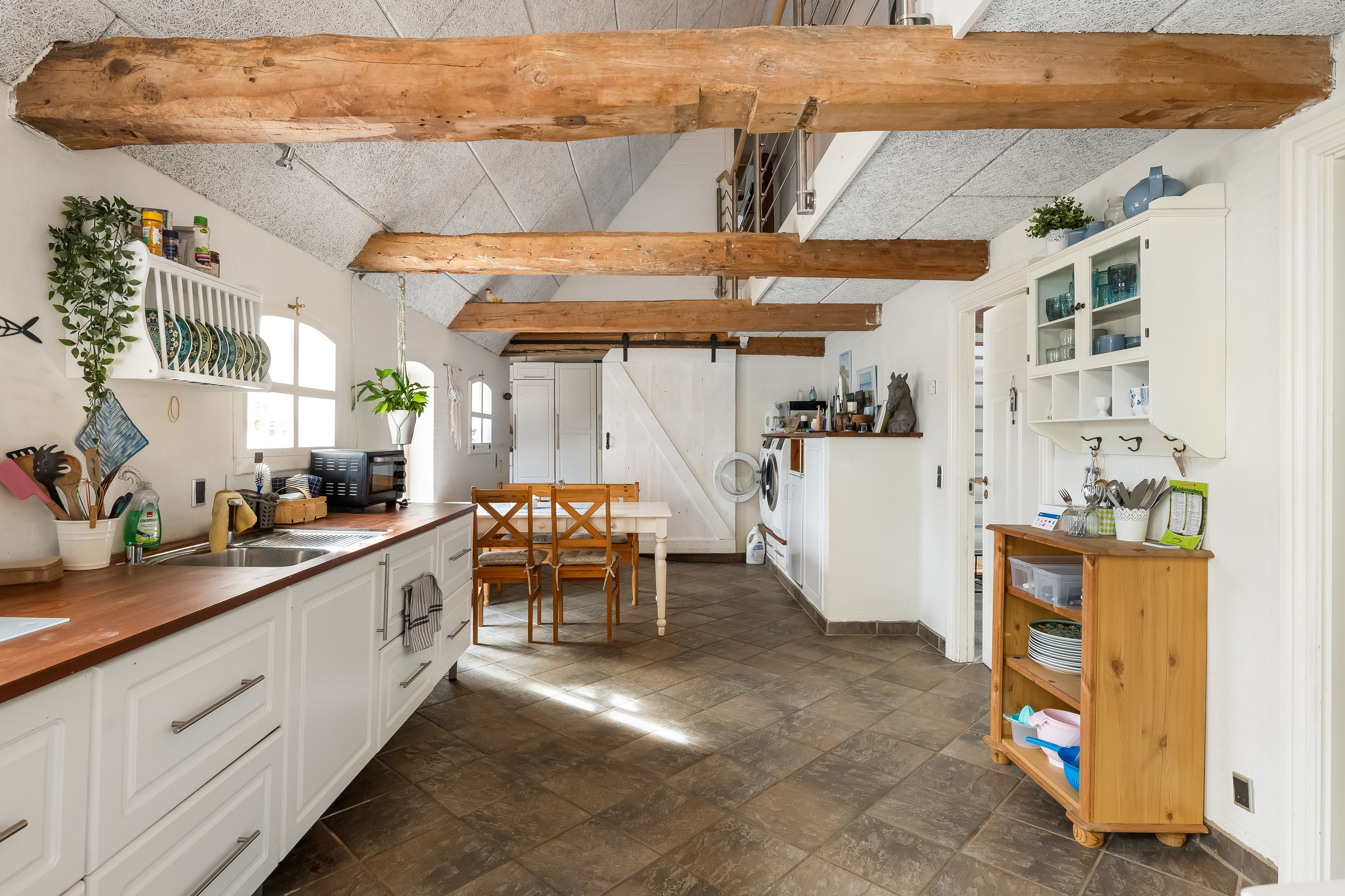 Fremhævet køkken billede i fuldskærmstilstand. Billede af Højervej 15, V Gammelby, 6280 Højer