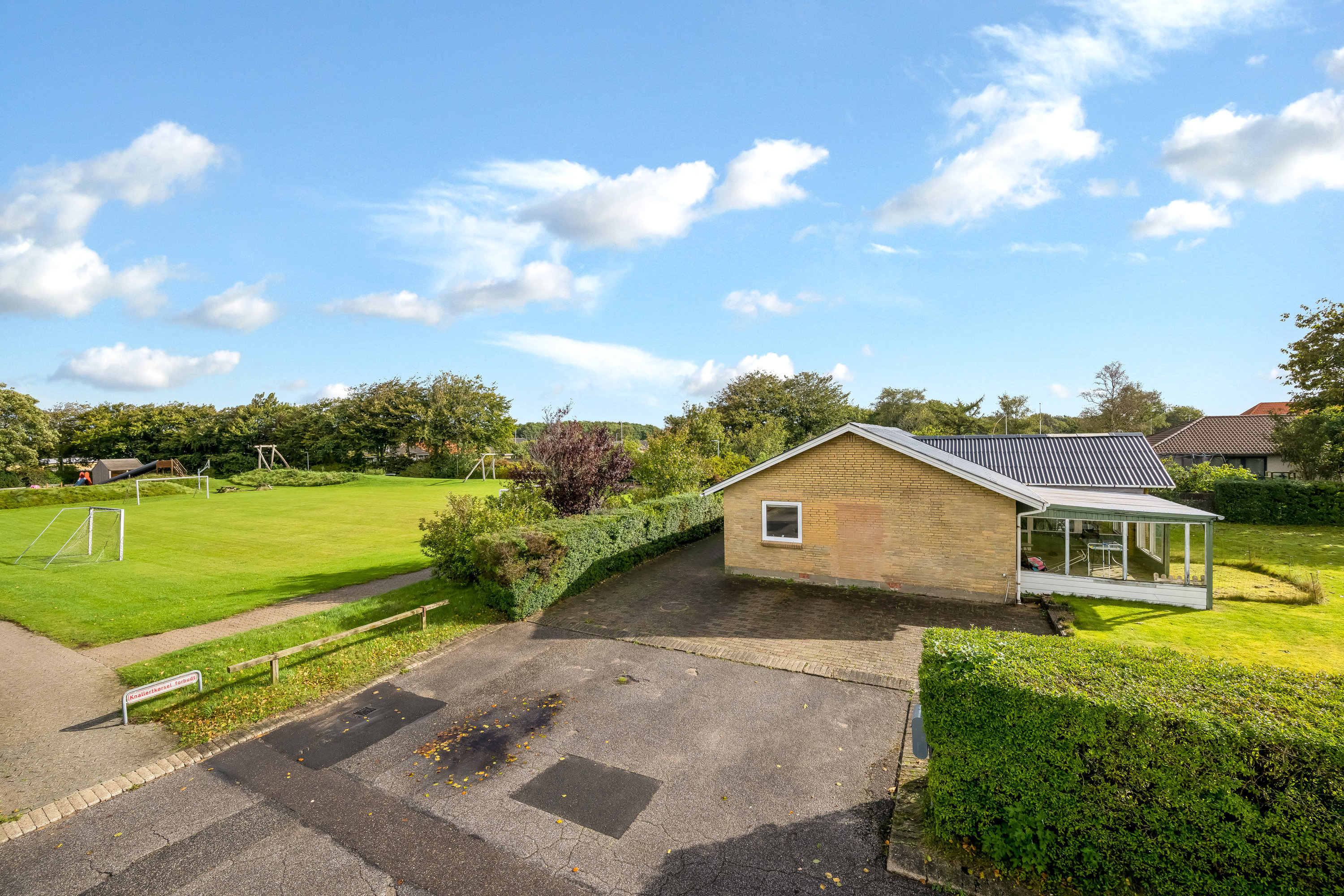 Fremhævet have billede i fuldskærmstilstand. Billede af Rosenvej 134, 6880 Tarm