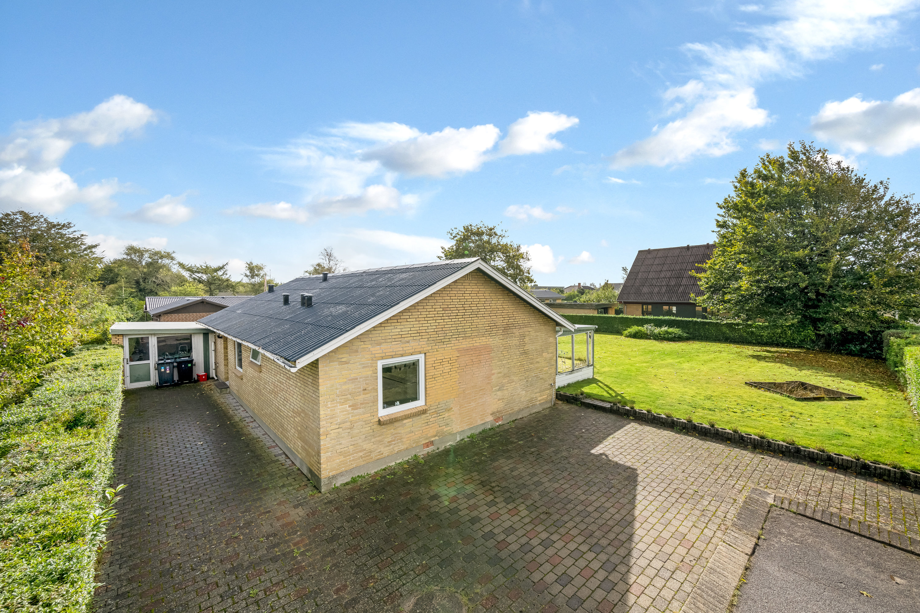 Fremhævet facade billede i fuldskærmstilstand. Billede af Rosenvej 134, 6880 Tarm