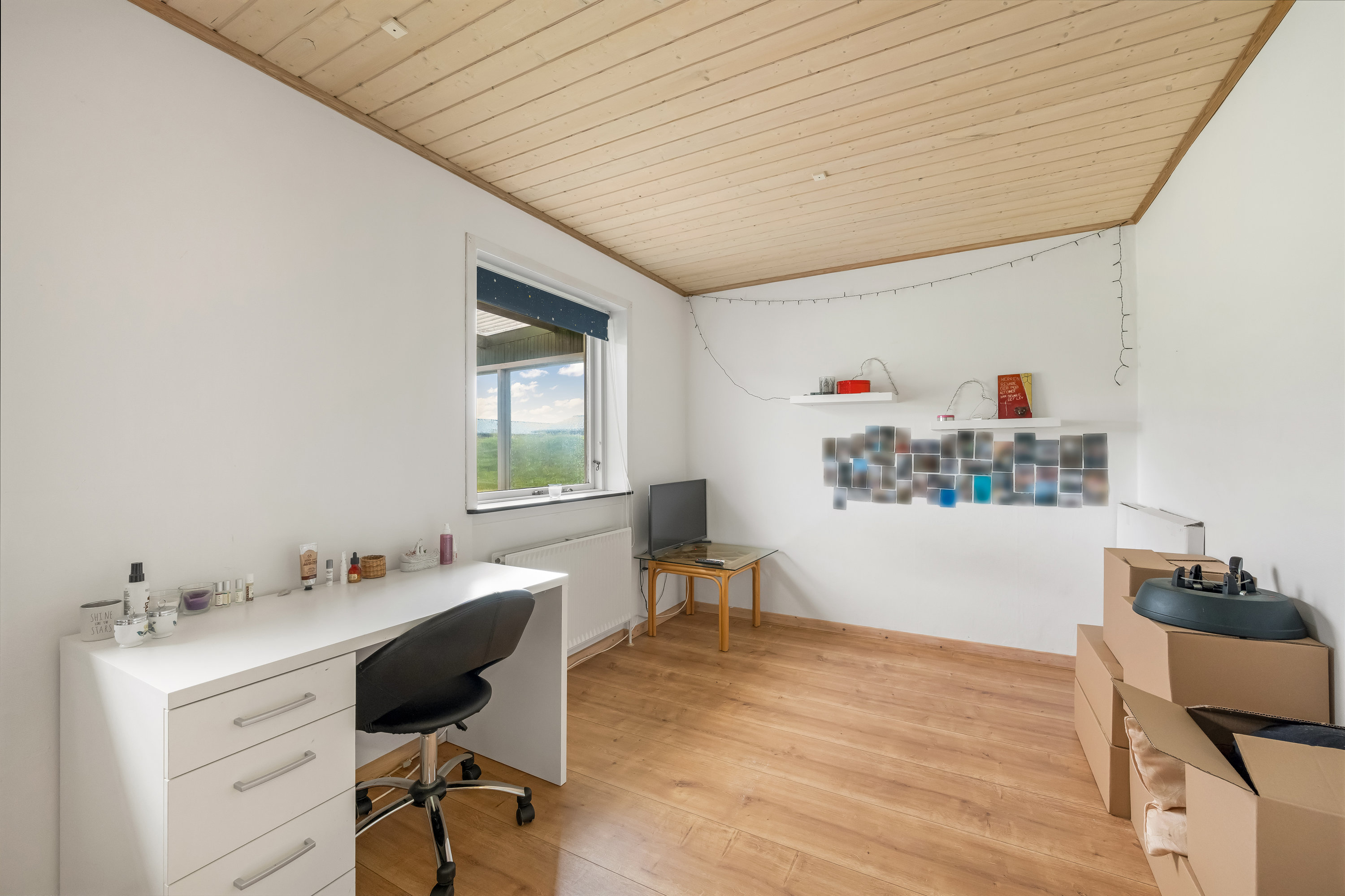 Fremhævet værelse billede i fuldskærmstilstand. Billede af Rosenvej 134, 6880 Tarm