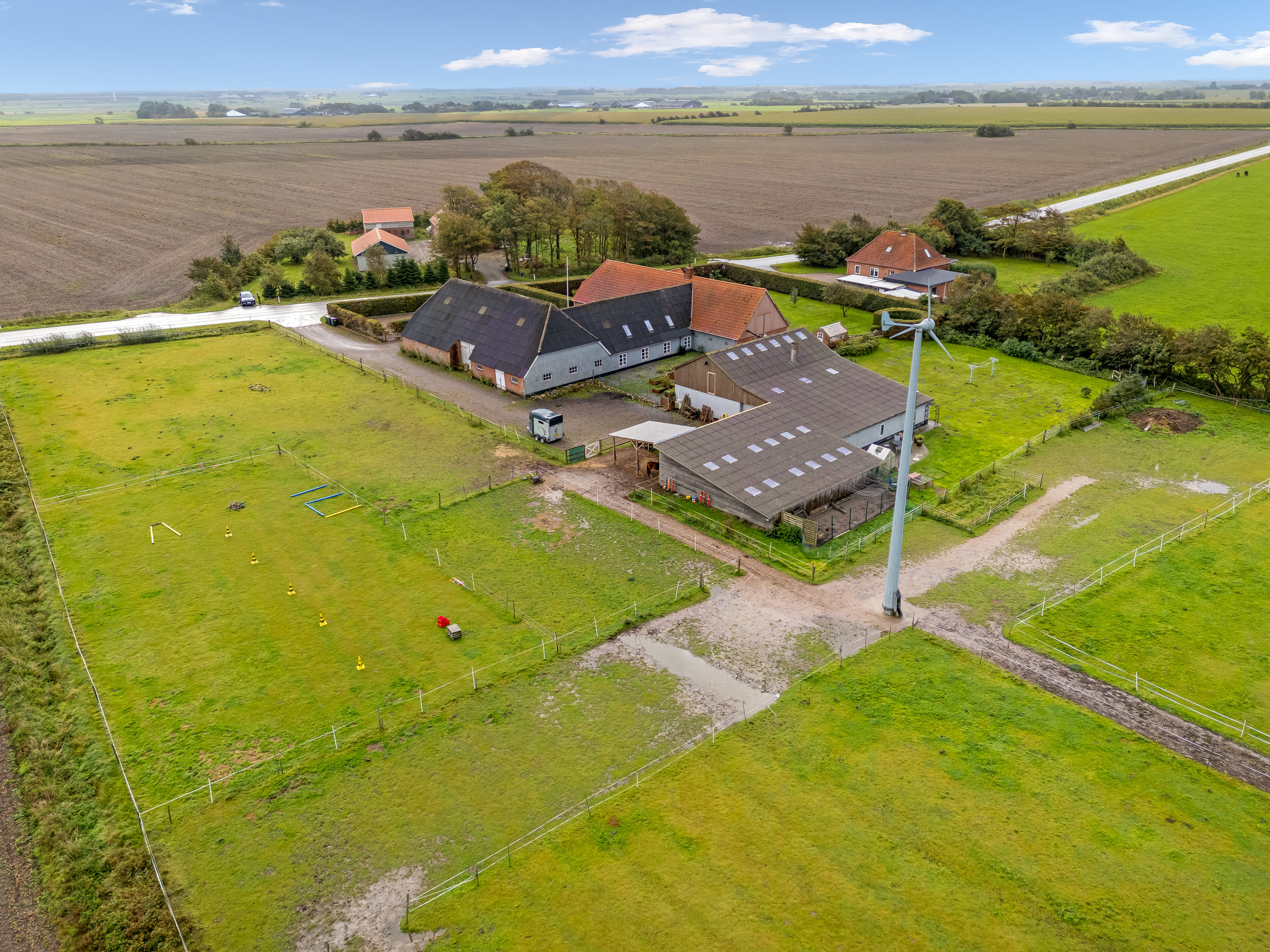Fremhævet luftfoto billede i fuldskærmstilstand. Billede af Højervej 15, V Gammelby, 6280 Højer
