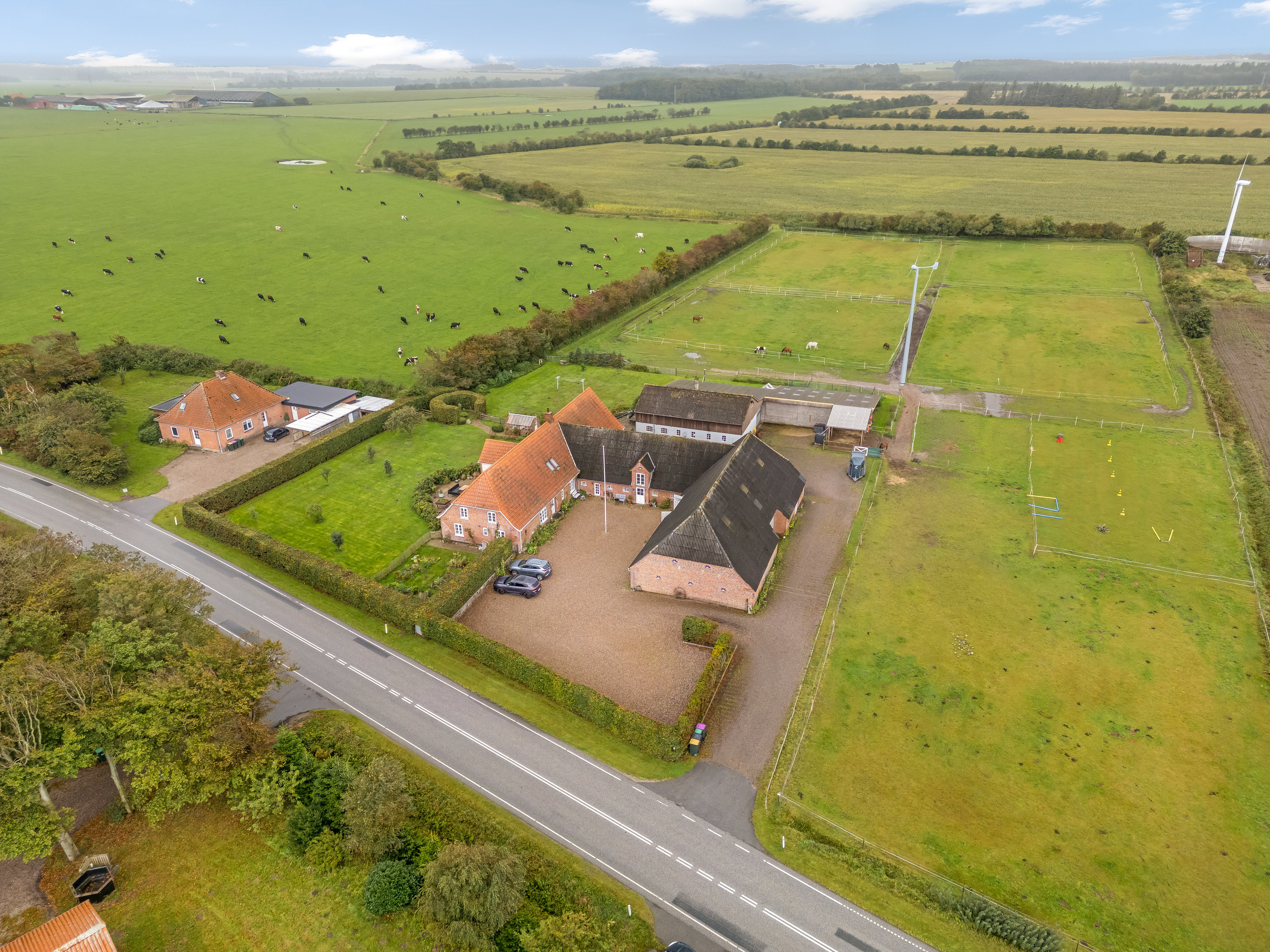 Fremhævet luftfoto billede i fuldskærmstilstand. Billede af Højervej 15, V Gammelby, 6280 Højer