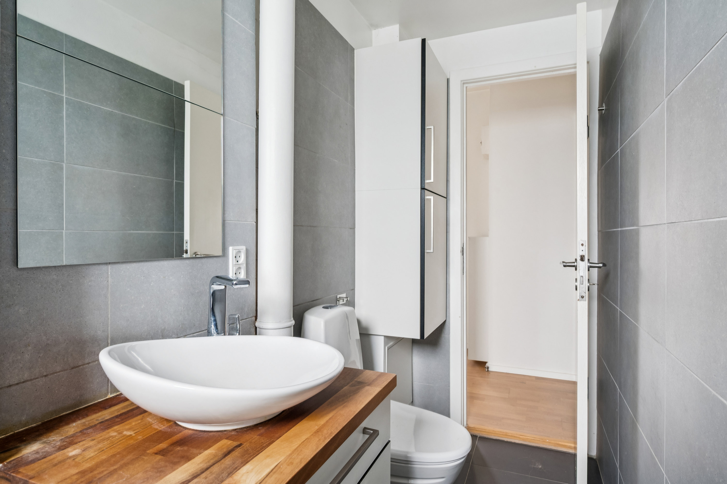 Fremhævet badeværelse billede i fuldskærmstilstand. Billede af Langenæs Allé 47, 1. tv., 8000 Aarhus C