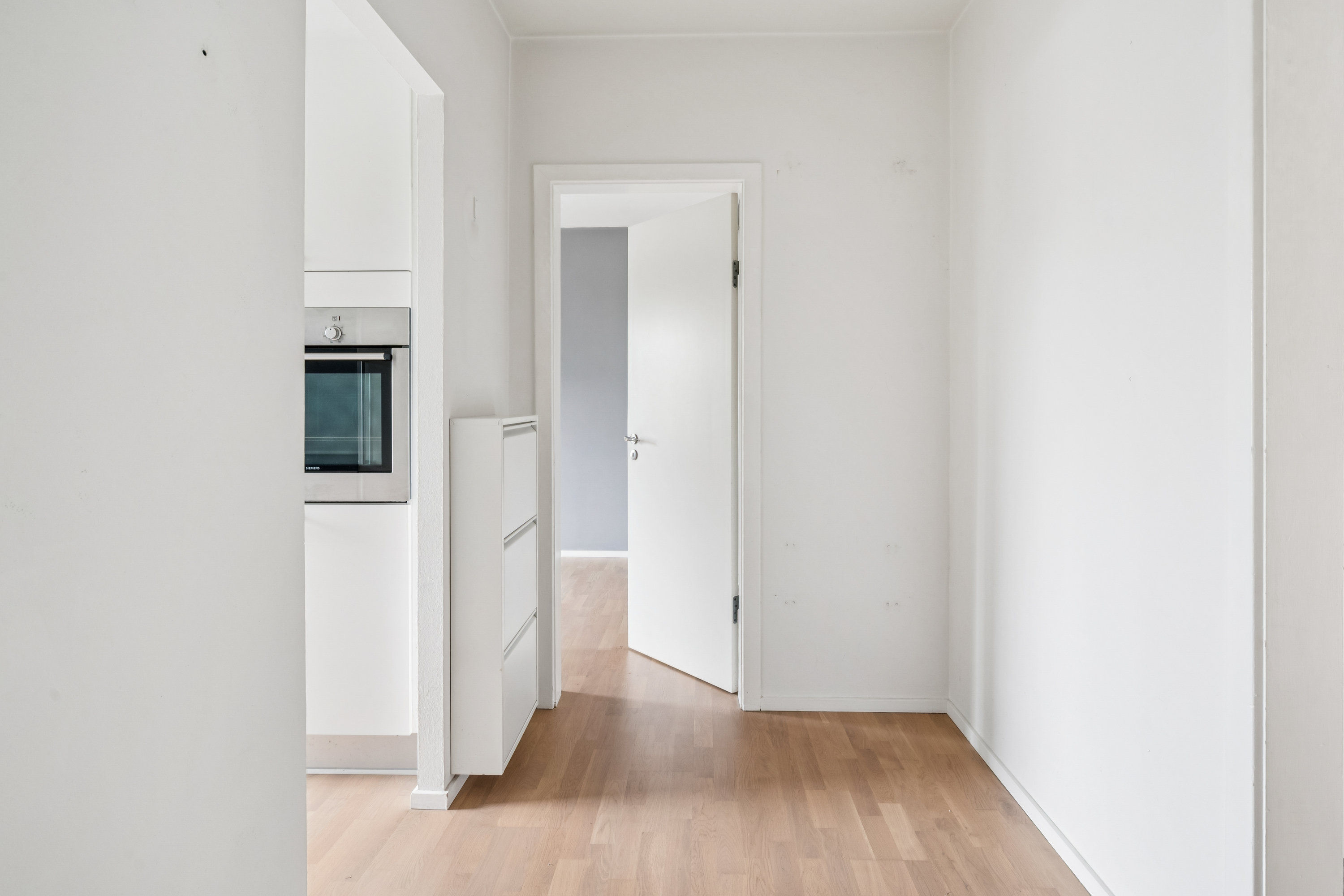 Fremhævet gang billede i fuldskærmstilstand. Billede af Langenæs Allé 47, 1. tv., 8000 Aarhus C