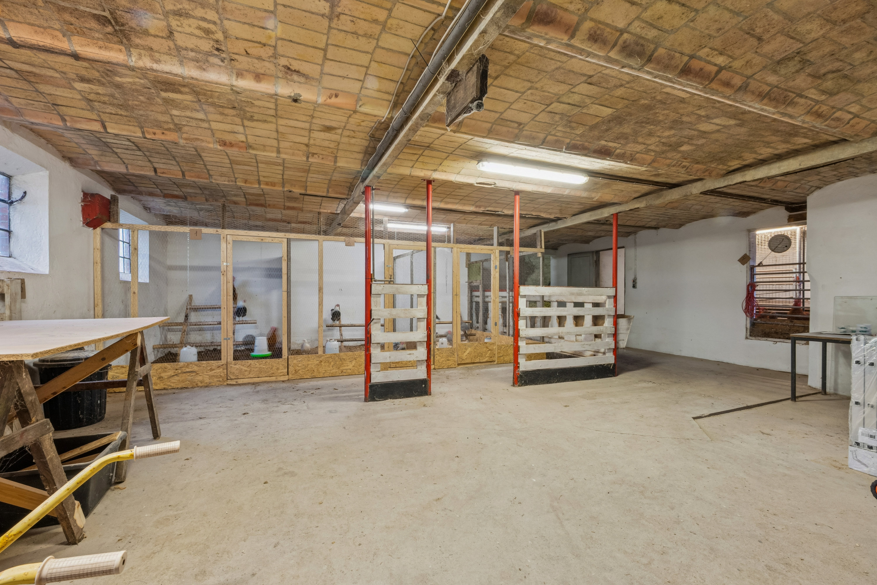 Fremhævet stald billede i fuldskærmstilstand. Billede af Grydhøjvej 19, Bjergby, 7950 Erslev