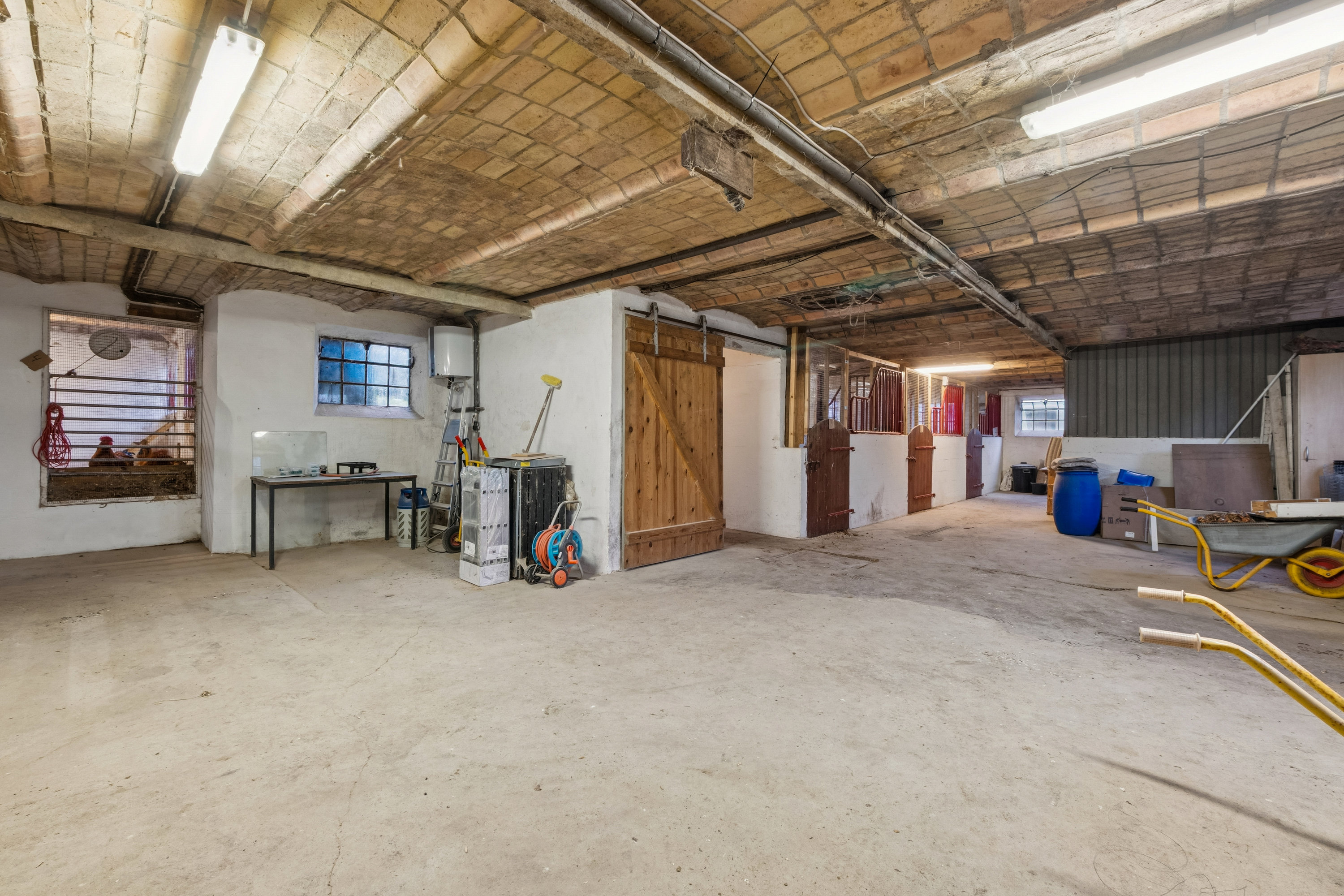 Fremhævet stald billede i fuldskærmstilstand. Billede af Grydhøjvej 19, Bjergby, 7950 Erslev