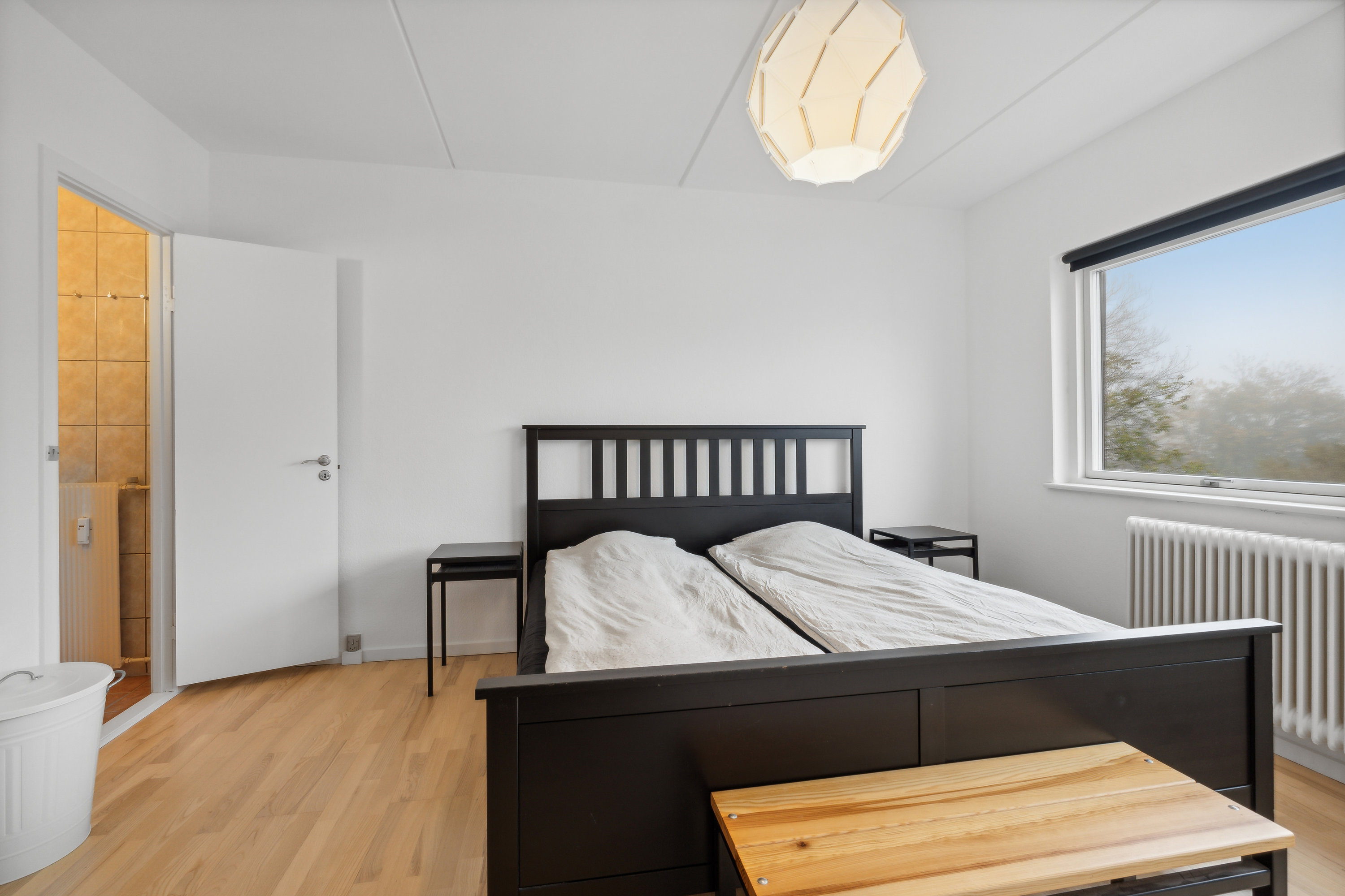 Fremhævet værelse billede i fuldskærmstilstand. Billede af Årestrupsvej 16, 2. th., 9000 Aalborg