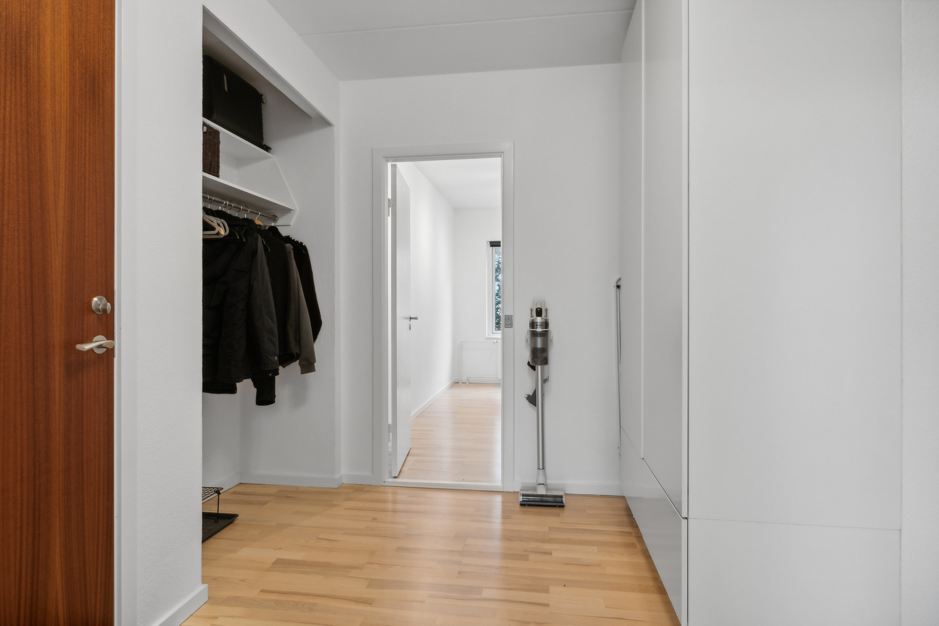 Fremhævet entré billede i fuldskærmstilstand. Billede af Årestrupsvej 16, 2. th., 9000 Aalborg